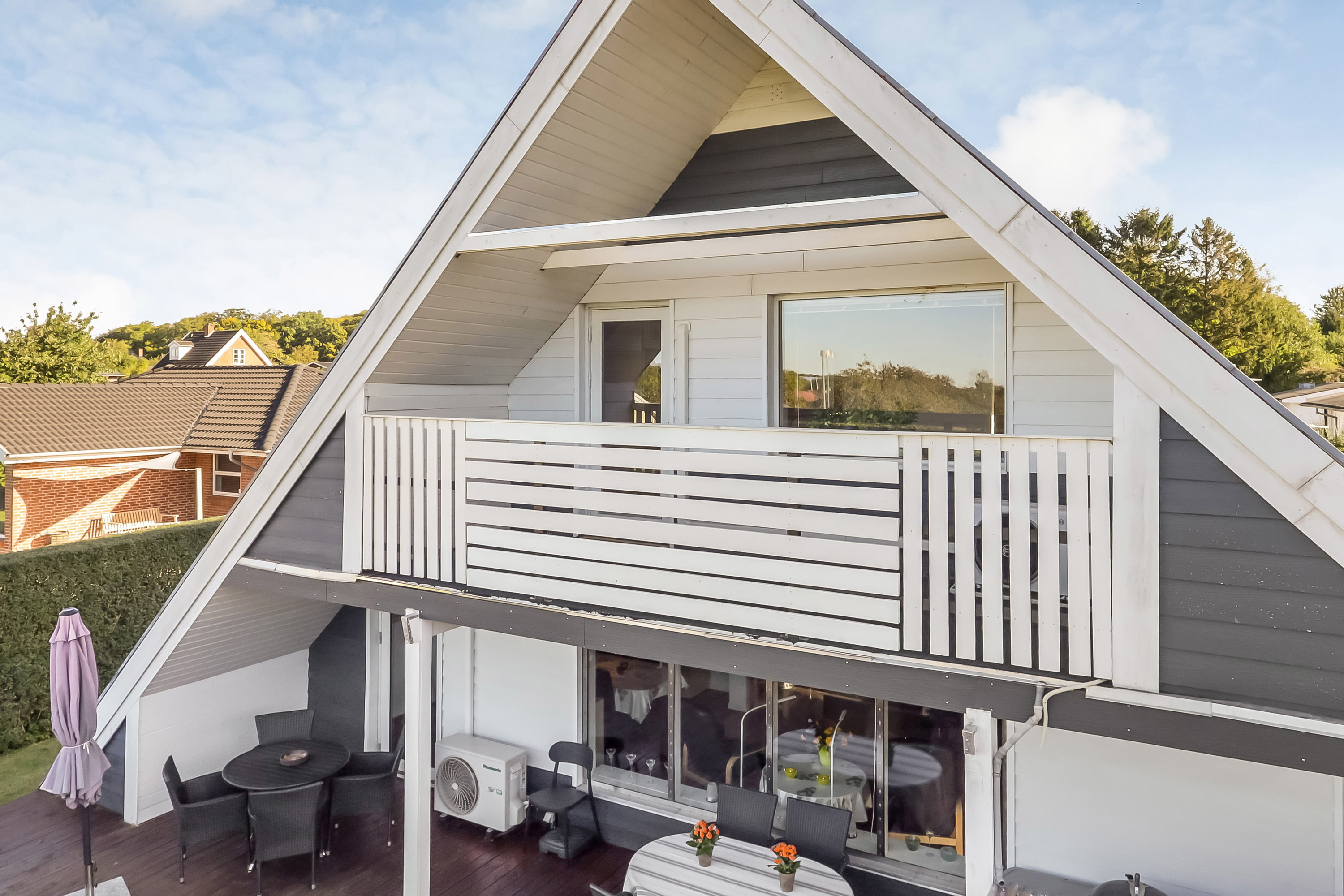 Fremhævet ejendommen billede i fuldskærmstilstand. Billede af Troldeskovvej 17, 5700 Svendborg