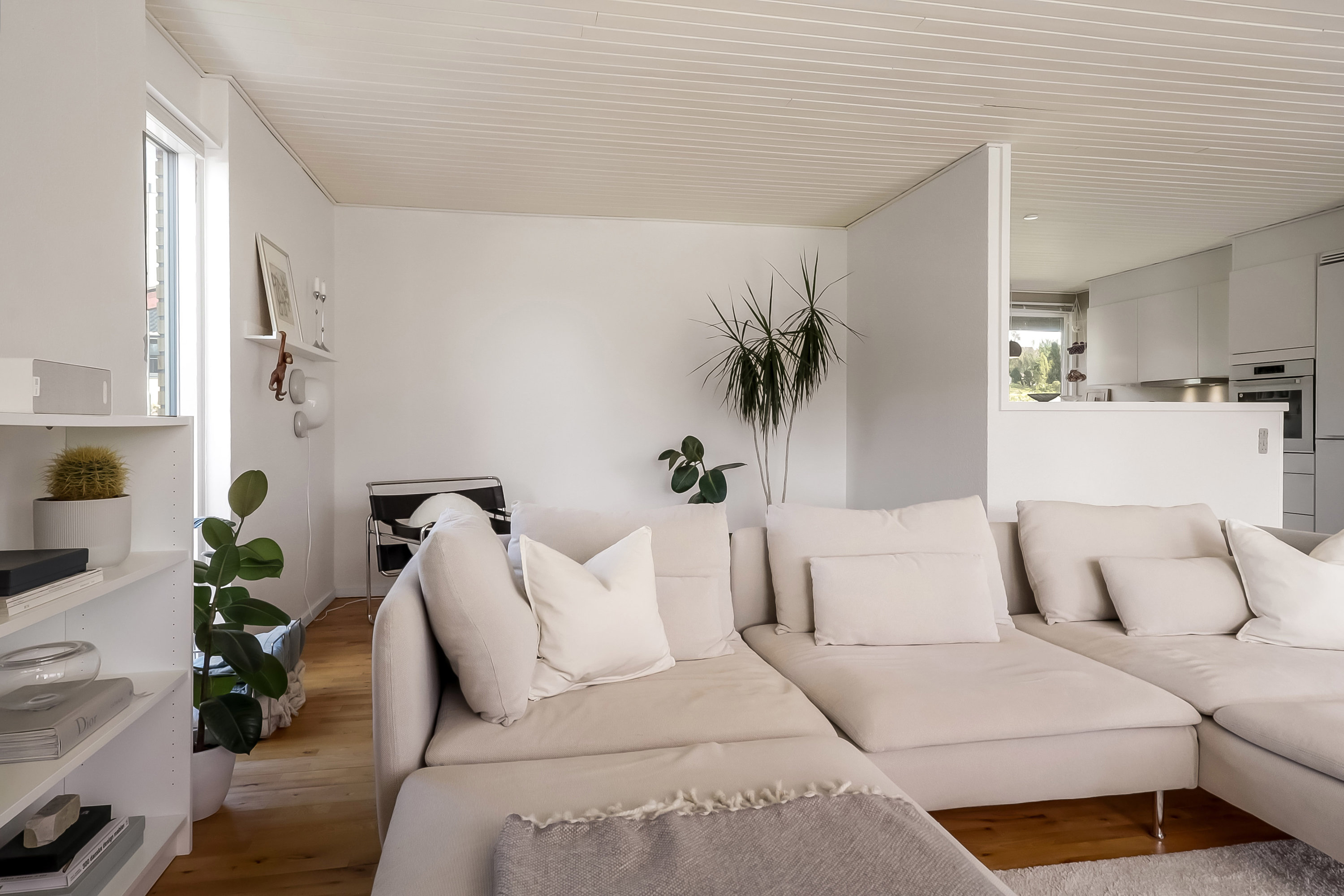 Fremhævet stue billede i fuldskærmstilstand. Billede af Brorsonsvænge 5, 5700 Svendborg