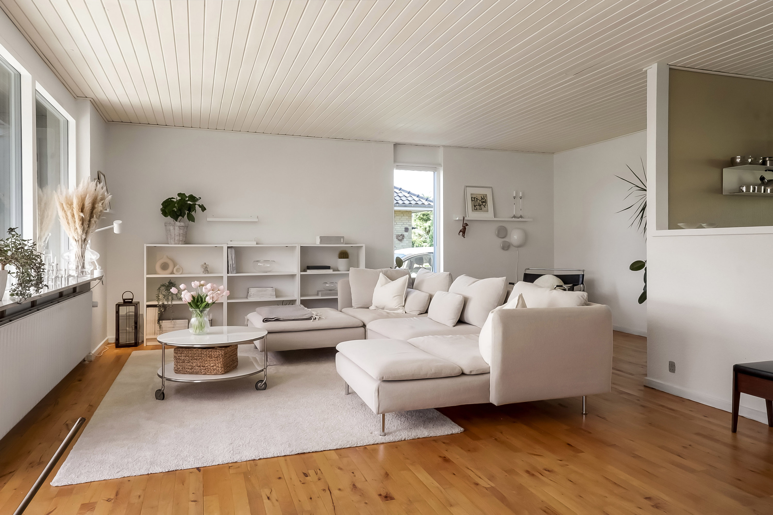 Fremhævet stue billede i fuldskærmstilstand. Billede af Brorsonsvænge 5, 5700 Svendborg