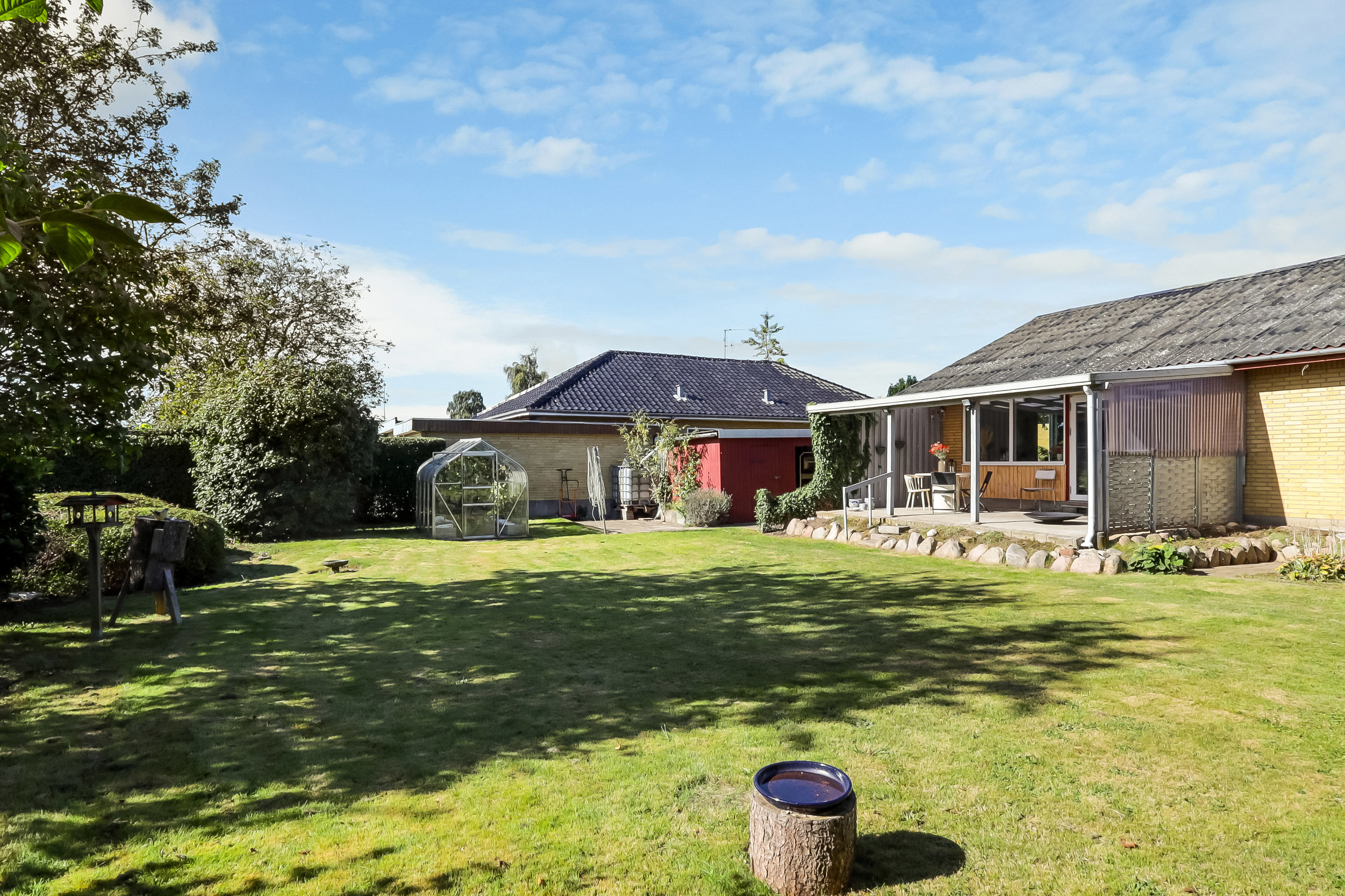 Fremhævet have billede i fuldskærmstilstand. Billede af Brorsonsvænge 5, 5700 Svendborg