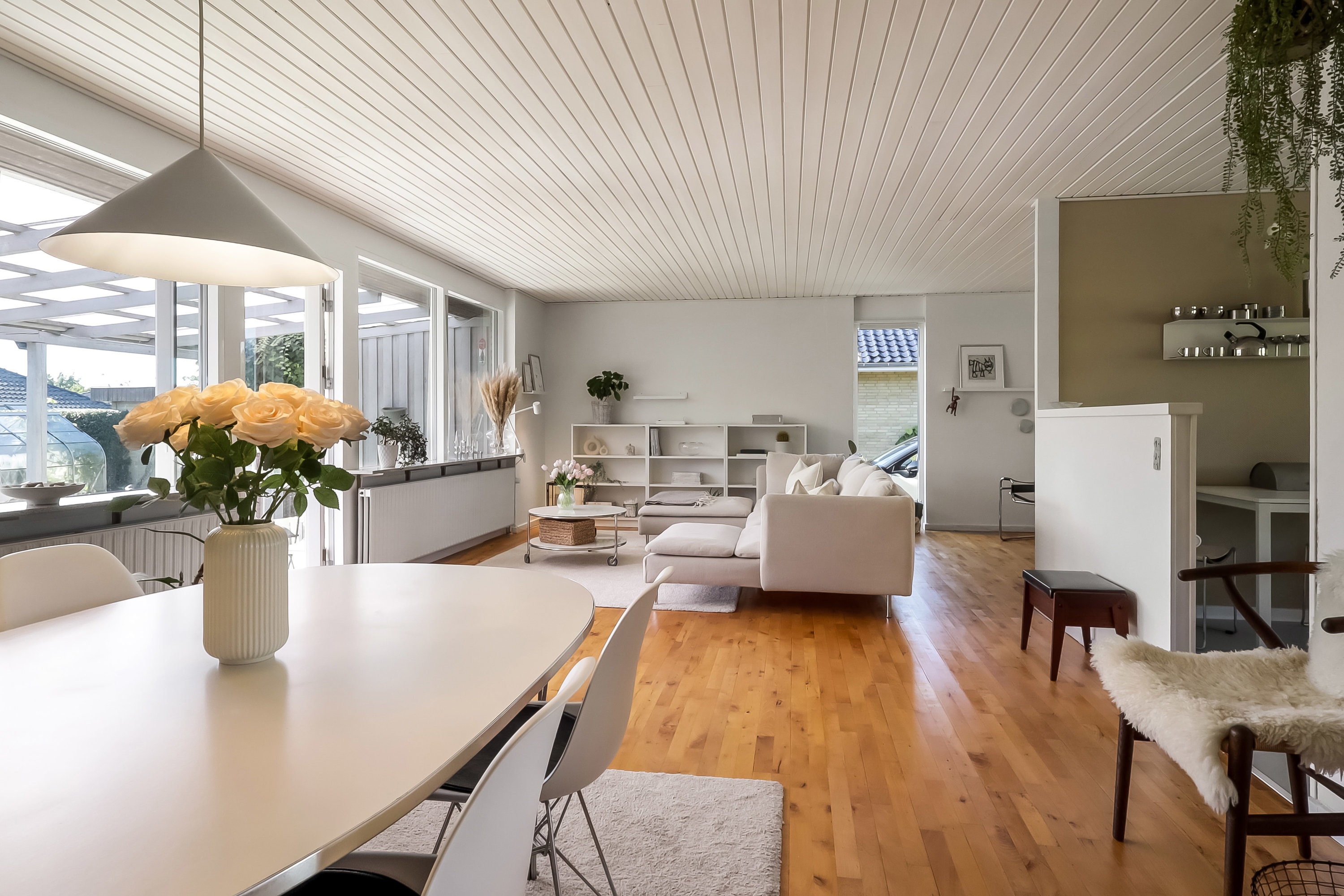 Fremhævet stue billede i fuldskærmstilstand. Billede af Brorsonsvænge 5, 5700 Svendborg