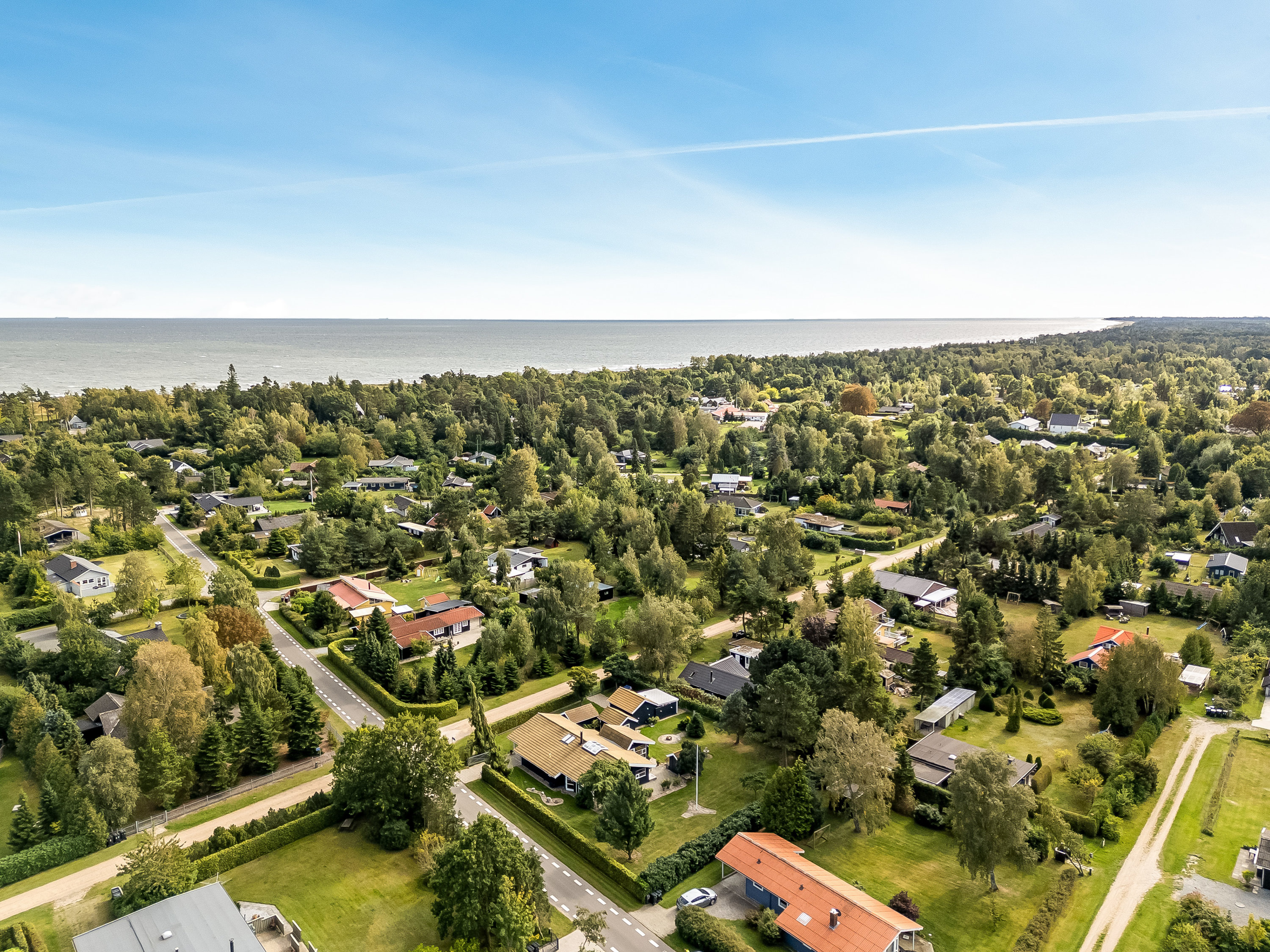 Fremhævet luftfoto billede i fuldskærmstilstand. Billede af Mælkebøttevej 27, 4873 Væggerløse