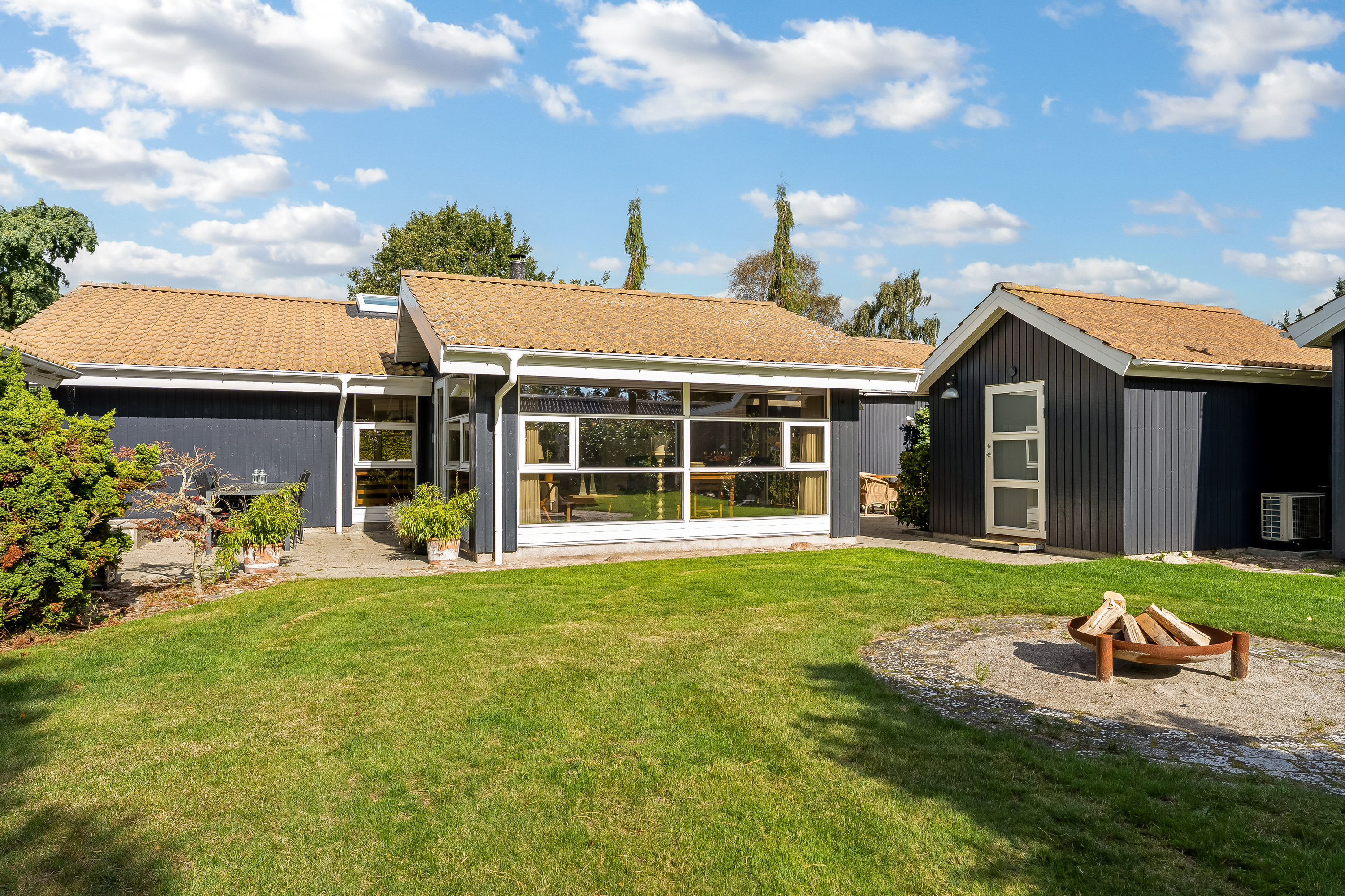 Fremhævet have billede i fuldskærmstilstand. Billede af Mælkebøttevej 27, 4873 Væggerløse