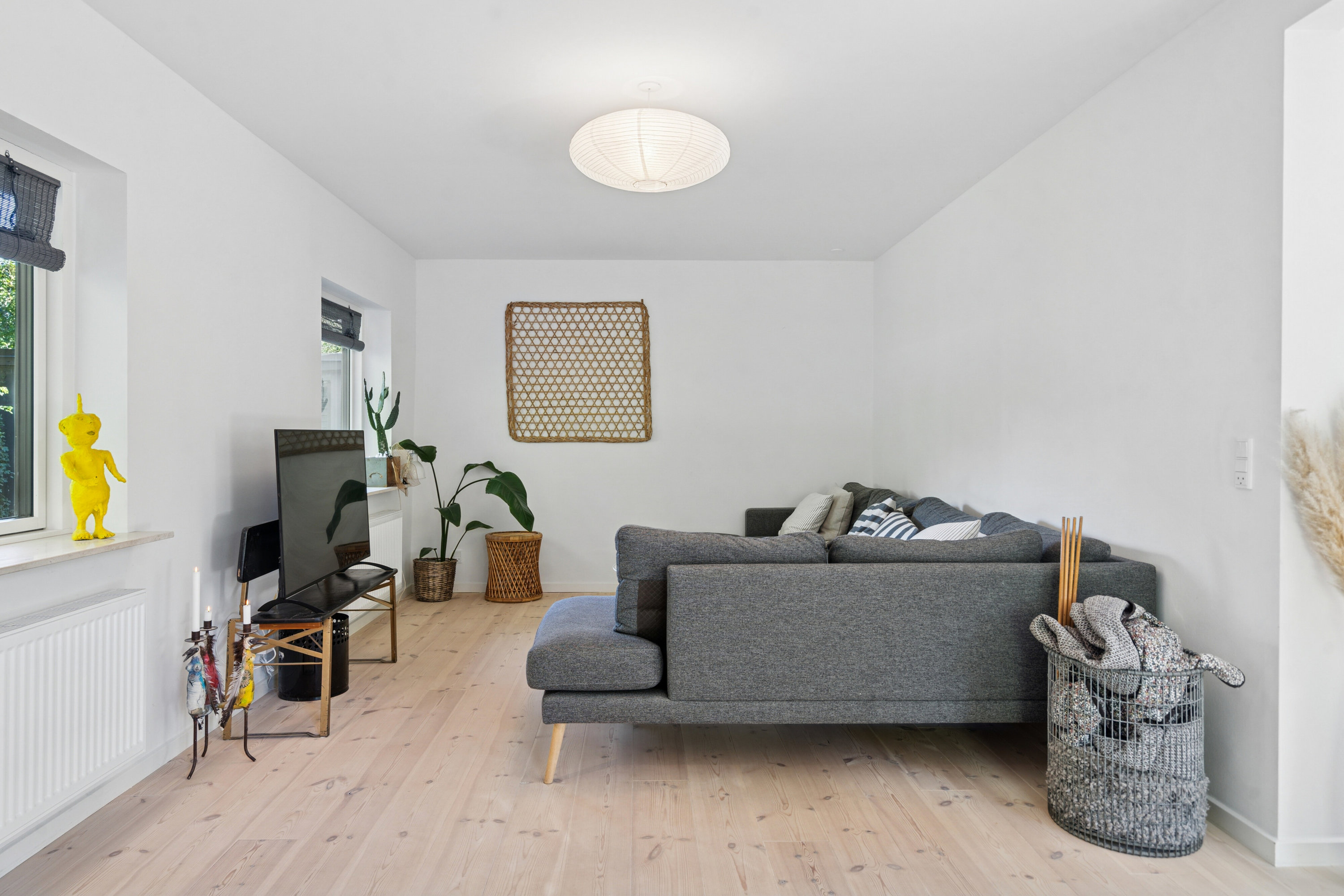 Fremhævet stue billede i fuldskærmstilstand. Billede af Bellingevej 46, Bellinge, 5250 Odense SV