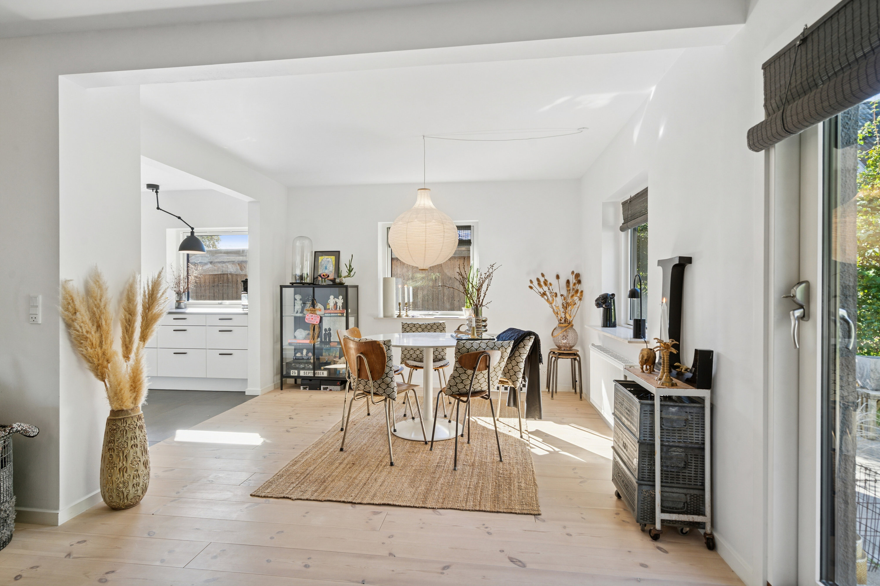 Fremhævet spisestue billede i fuldskærmstilstand. Billede af Bellingevej 46, Bellinge, 5250 Odense SV