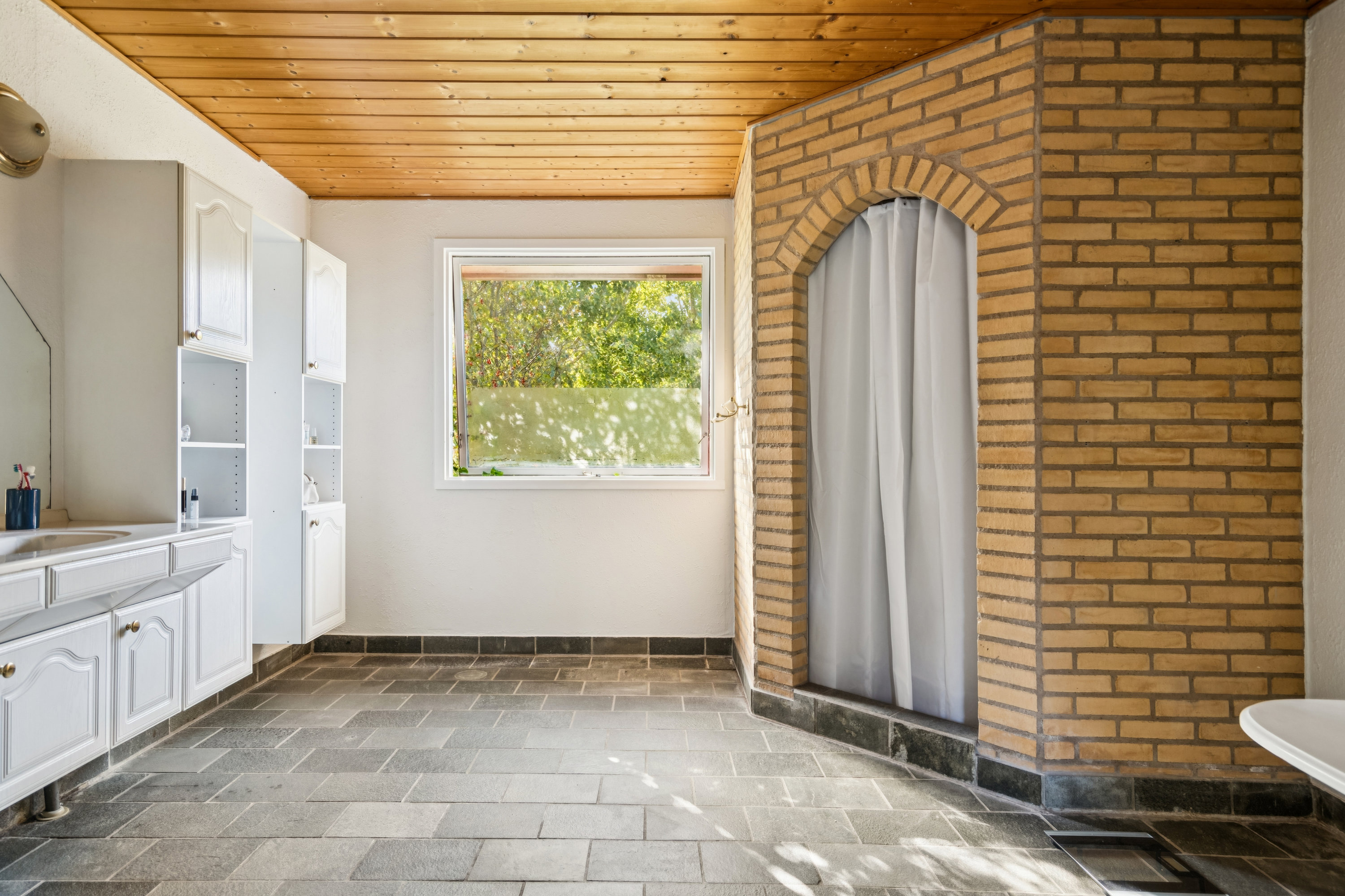 Fremhævet ejendom 1 billede i fuldskærmstilstand. Billede af Vesterø Havnegade 82, Vesterø Havn, 9940 Læsø