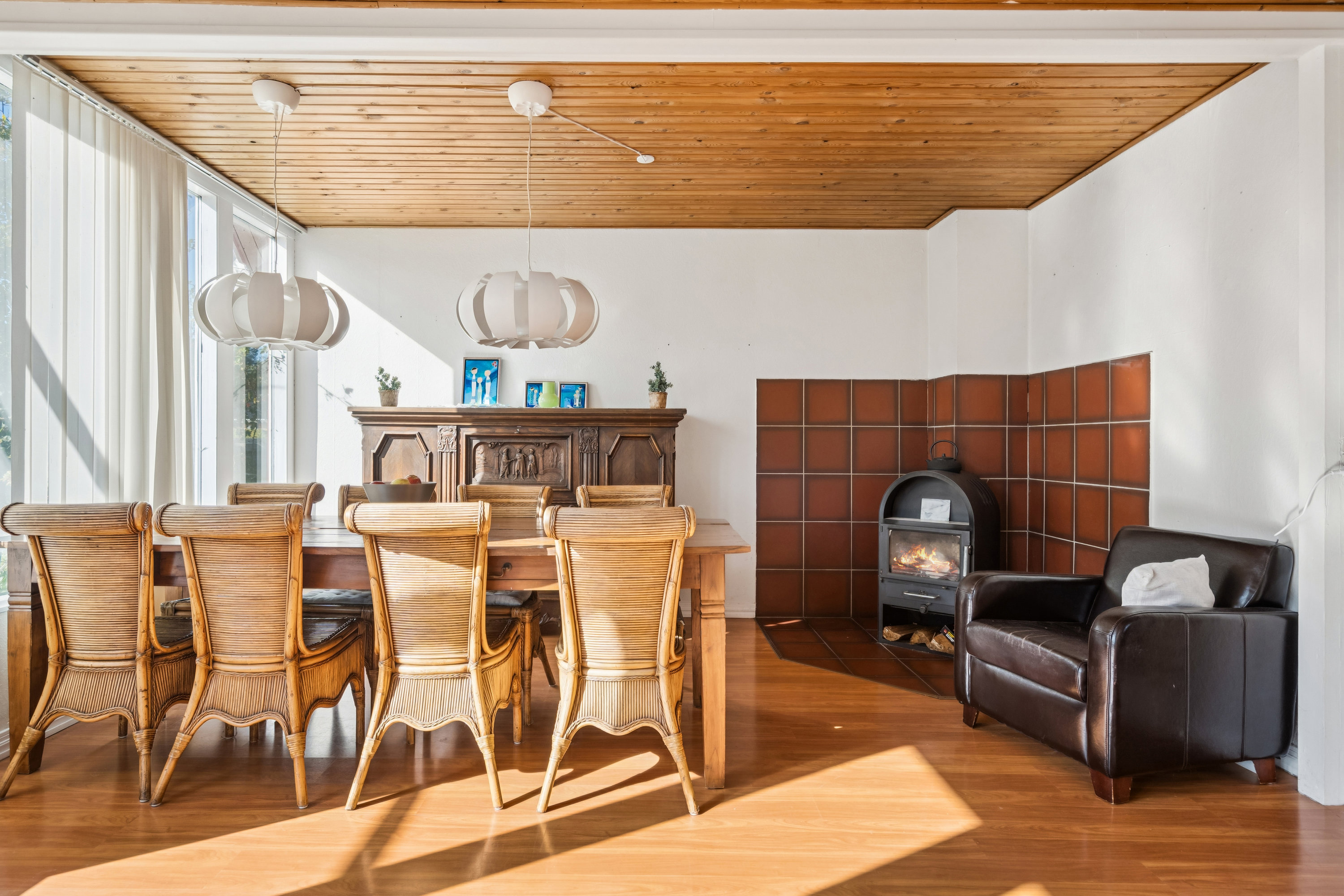 Fremhævet stue billede i fuldskærmstilstand. Billede af Vesterø Havnegade 82, Vesterø Havn, 9940 Læsø