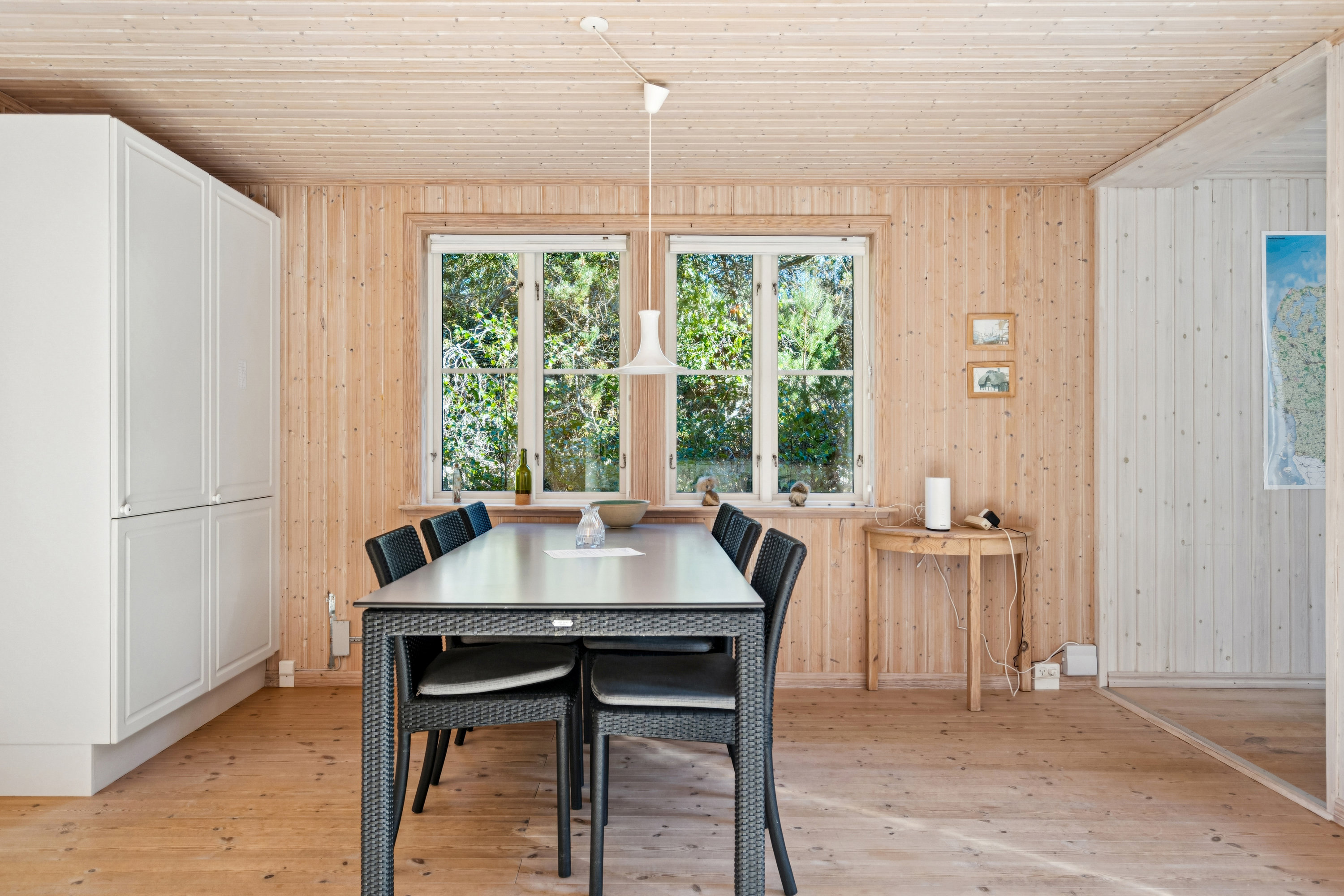 Fremhævet stue billede i fuldskærmstilstand. Billede af Blåmejsevej 7, Østerby, 9940 Læsø