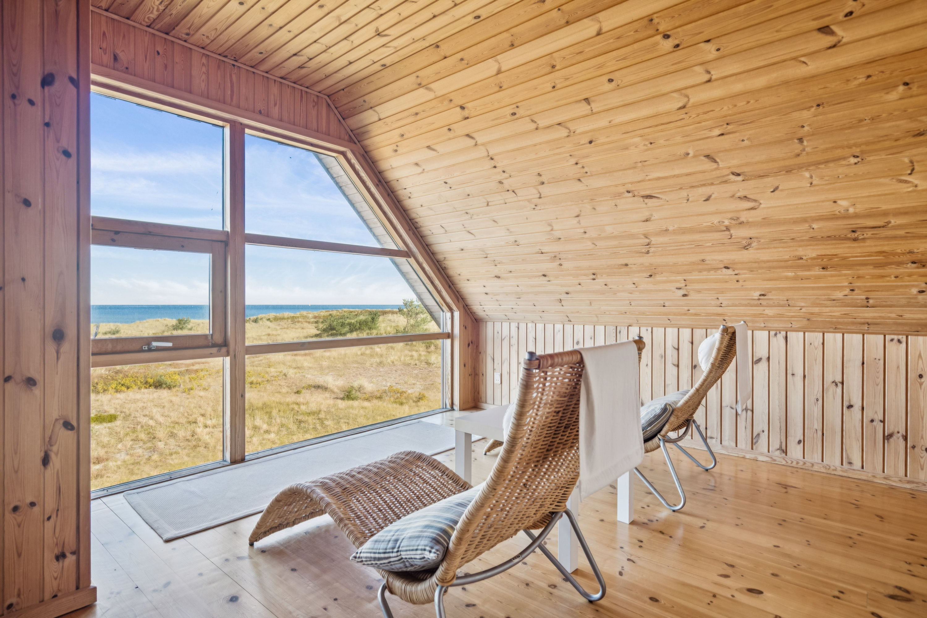 Fremhævet stue billede i fuldskærmstilstand. Billede af Mågevej 15, Østerby Havn, 9940 Læsø