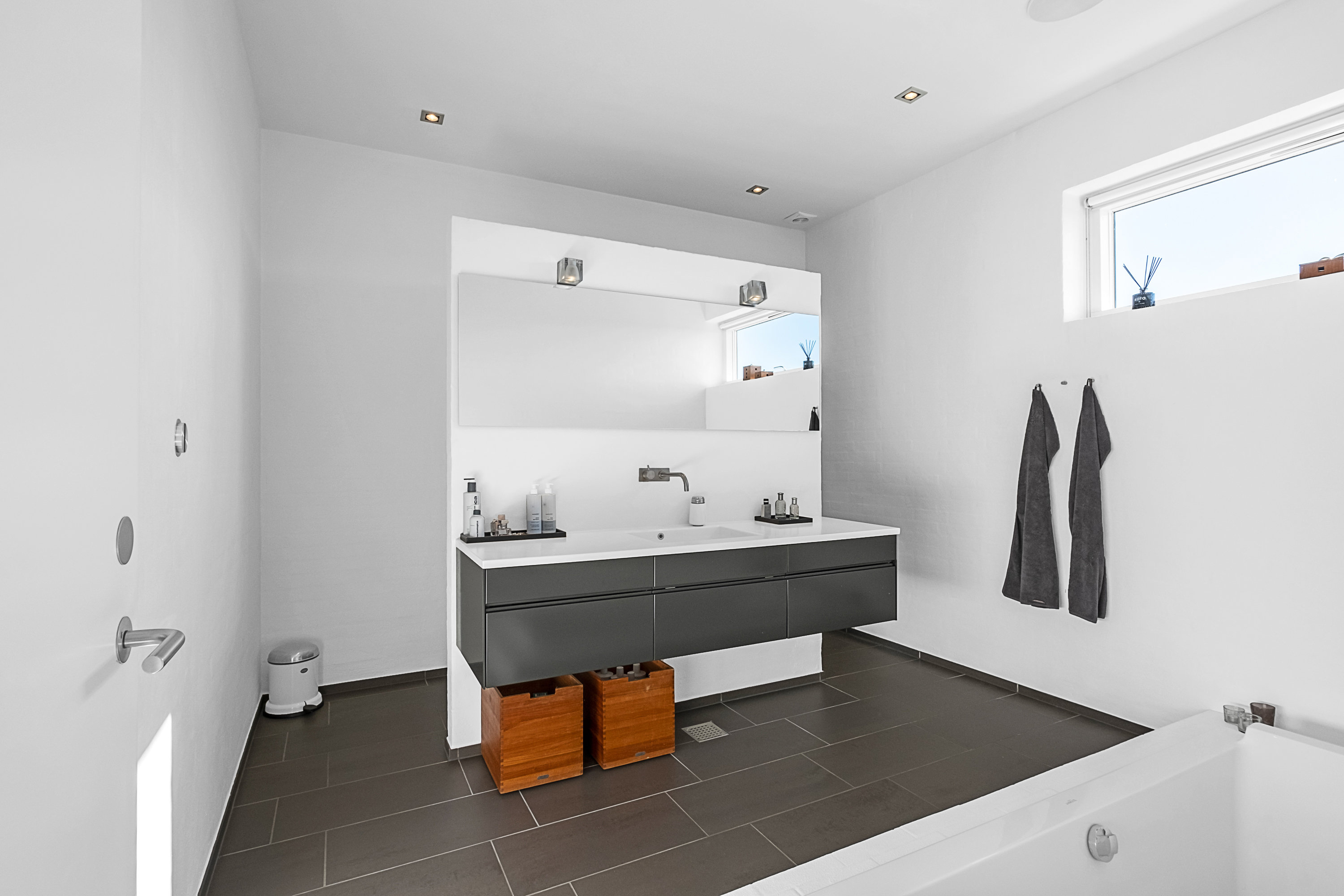 Fremhævet badeværelse billede i fuldskærmstilstand. Billede af Elmehaven 24, 8520 Lystrup