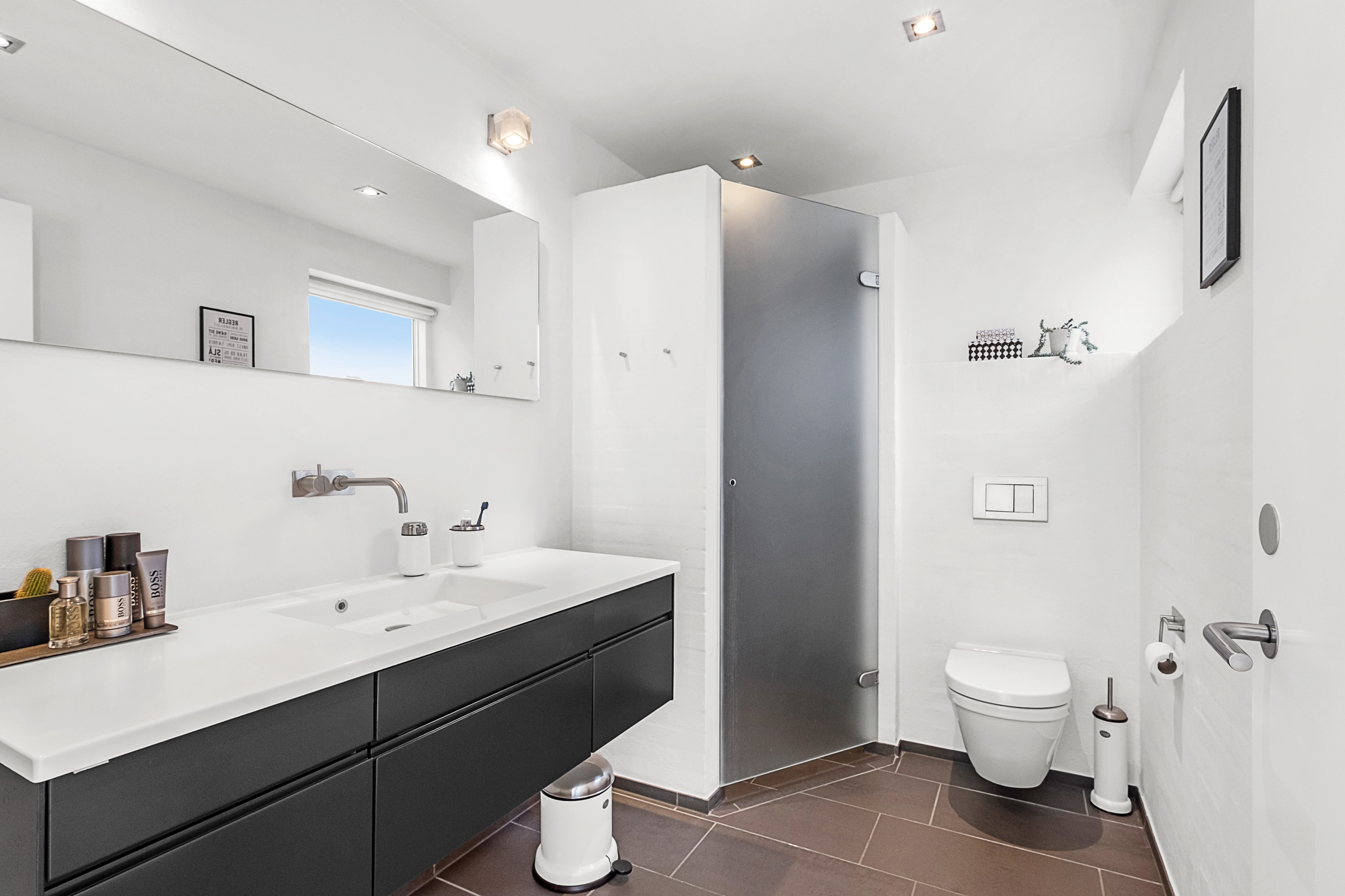 Fremhævet badeværelse billede i fuldskærmstilstand. Billede af Elmehaven 24, 8520 Lystrup