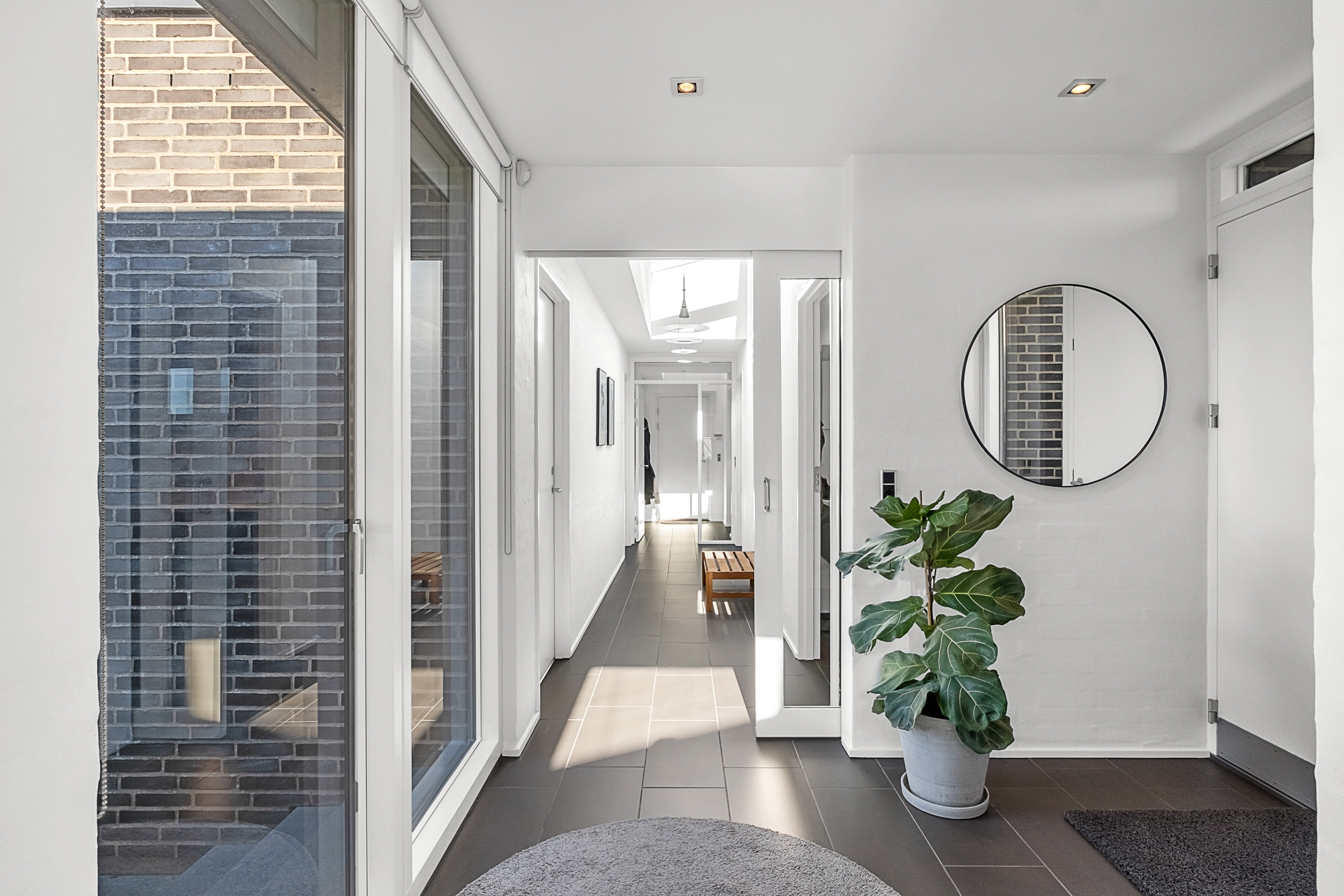 Fremhævet gang billede i fuldskærmstilstand. Billede af Elmehaven 24, 8520 Lystrup