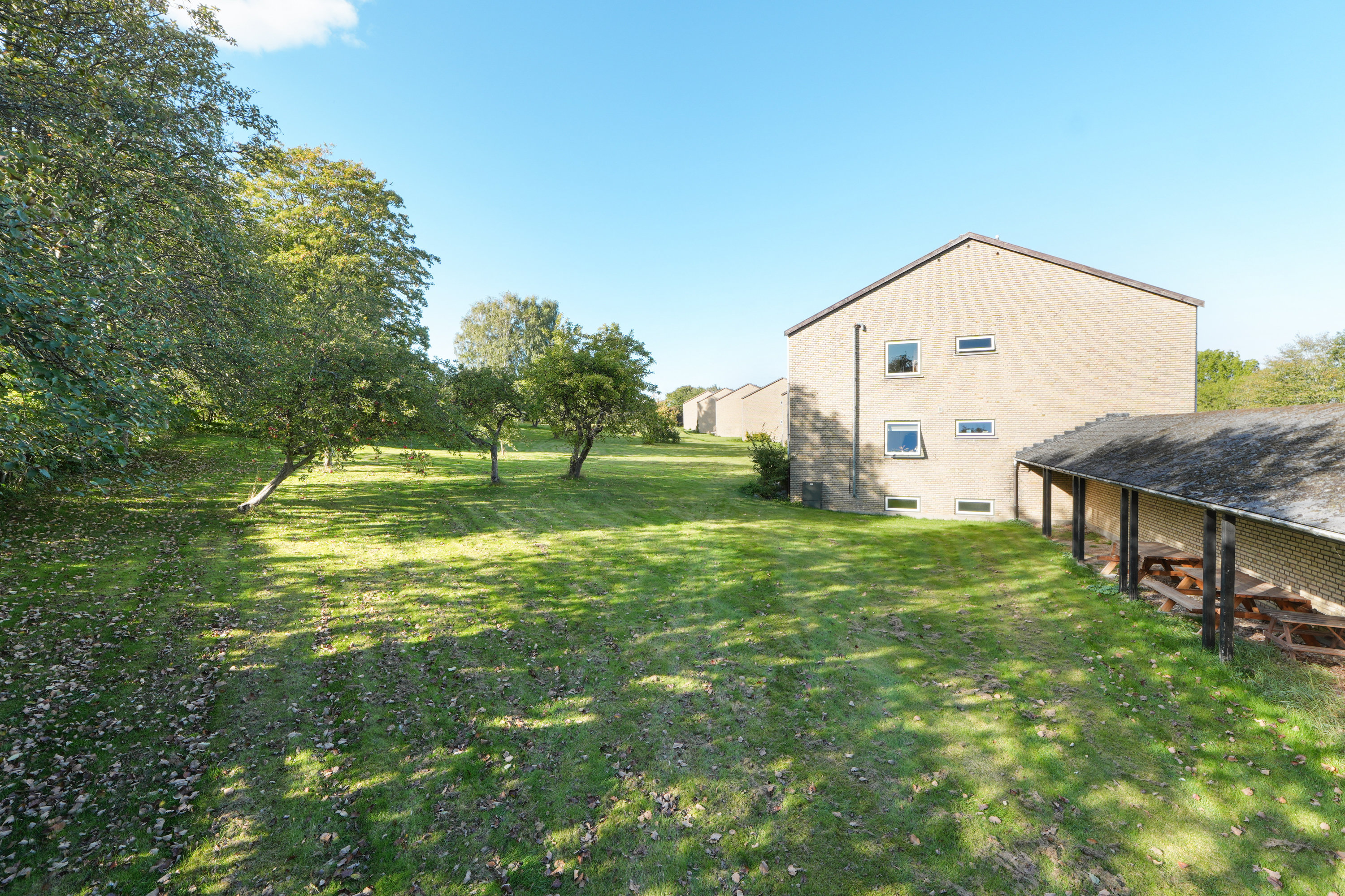 Fremhævet andet billede i fuldskærmstilstand. Billede af Bakkekrogen 3, 1. tv., 3460 Birkerød