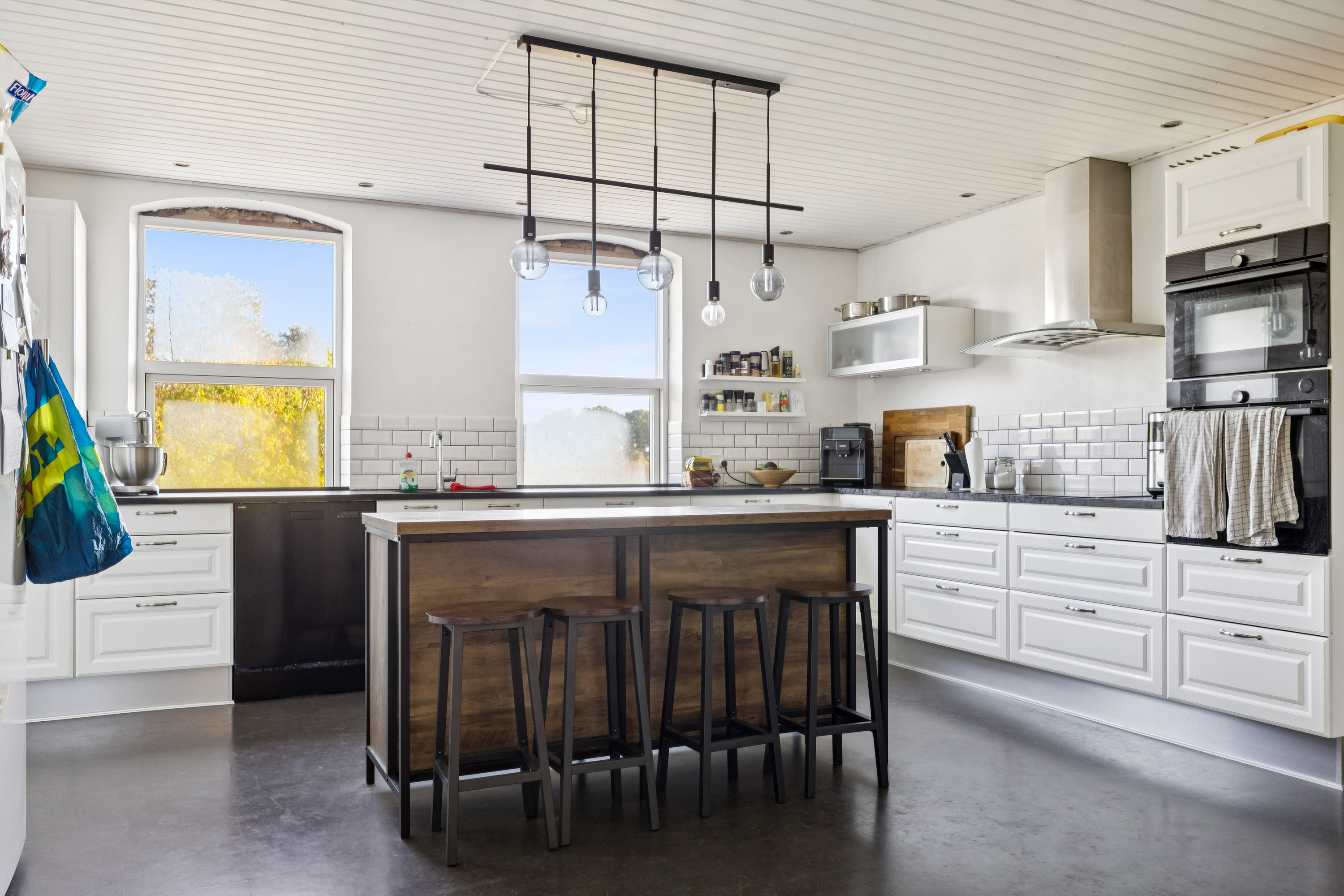 Fremhævet køkken billede i fuldskærmstilstand. Billede af Søllingevej 1, Sødinge, 5750 Ringe