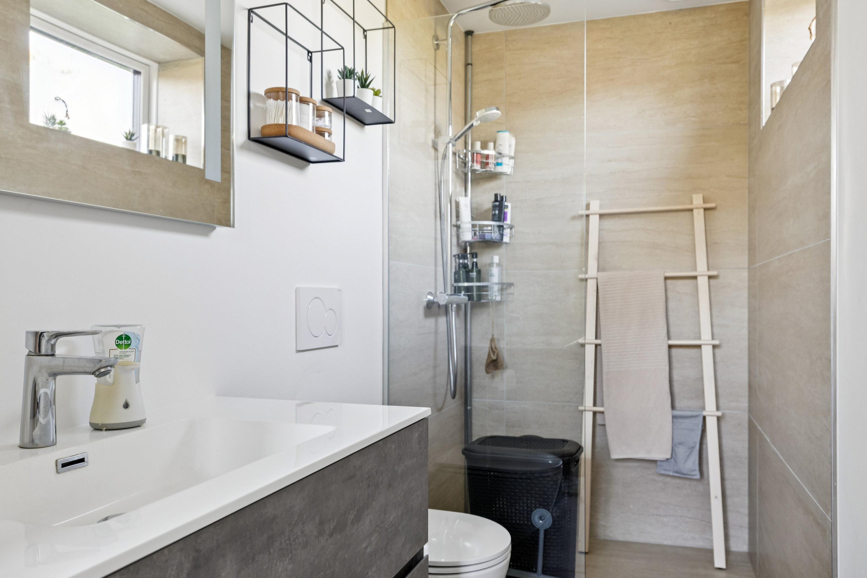 Fremhævet badeværelse billede i fuldskærmstilstand. Billede af Søllingevej 1, Sødinge, 5750 Ringe