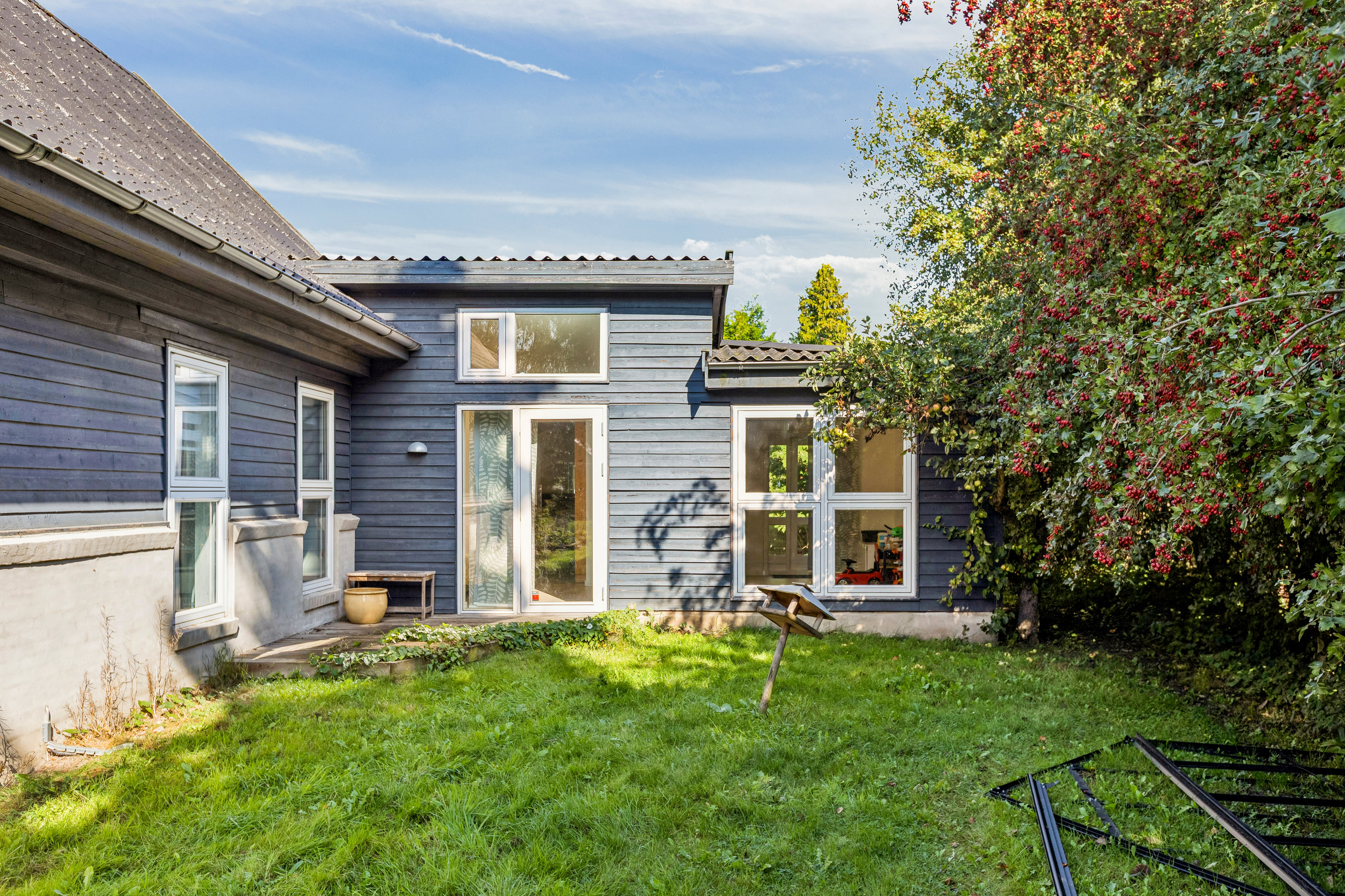 Fremhævet ejendom 1 billede i fuldskærmstilstand. Billede af Værebrovej 65, 2880 Bagsværd