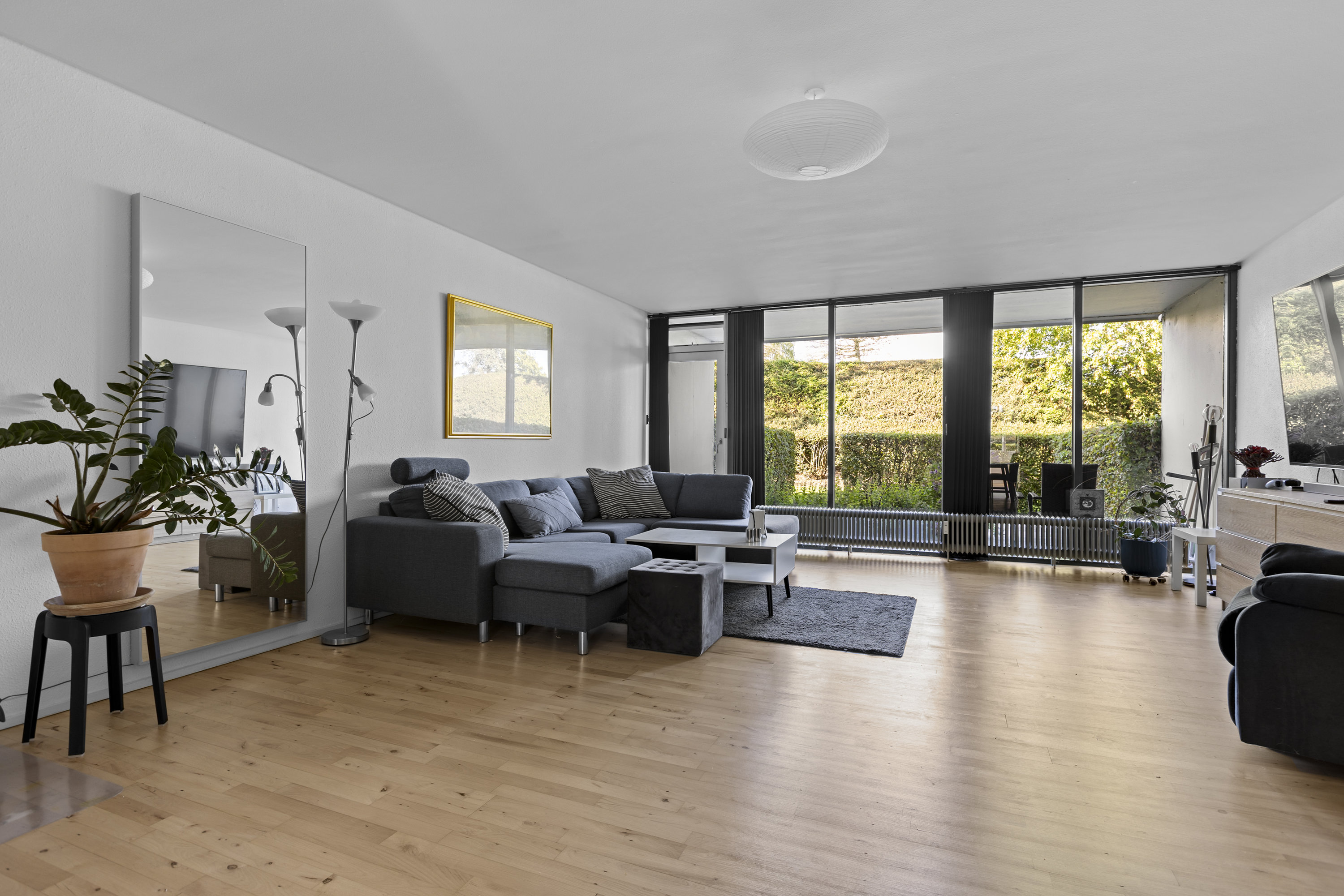 Fremhævet stue billede i fuldskærmstilstand. Billede af Byskov Alle 10, st.. th., 4200 Slagelse