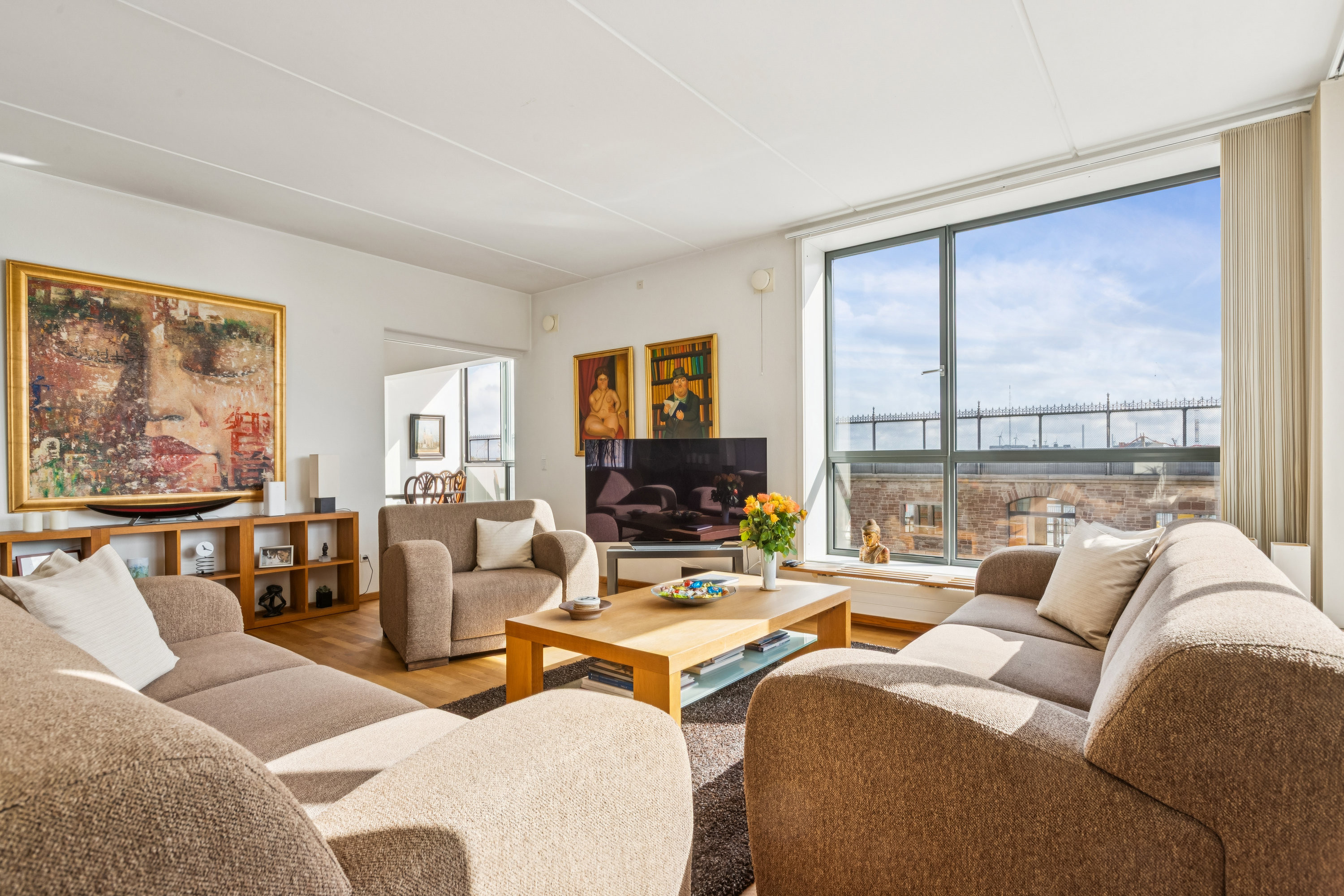 Fremhævet stue billede i fuldskærmstilstand. Billede af Langelinie Allé 7, 1. 4., 2100 København Ø