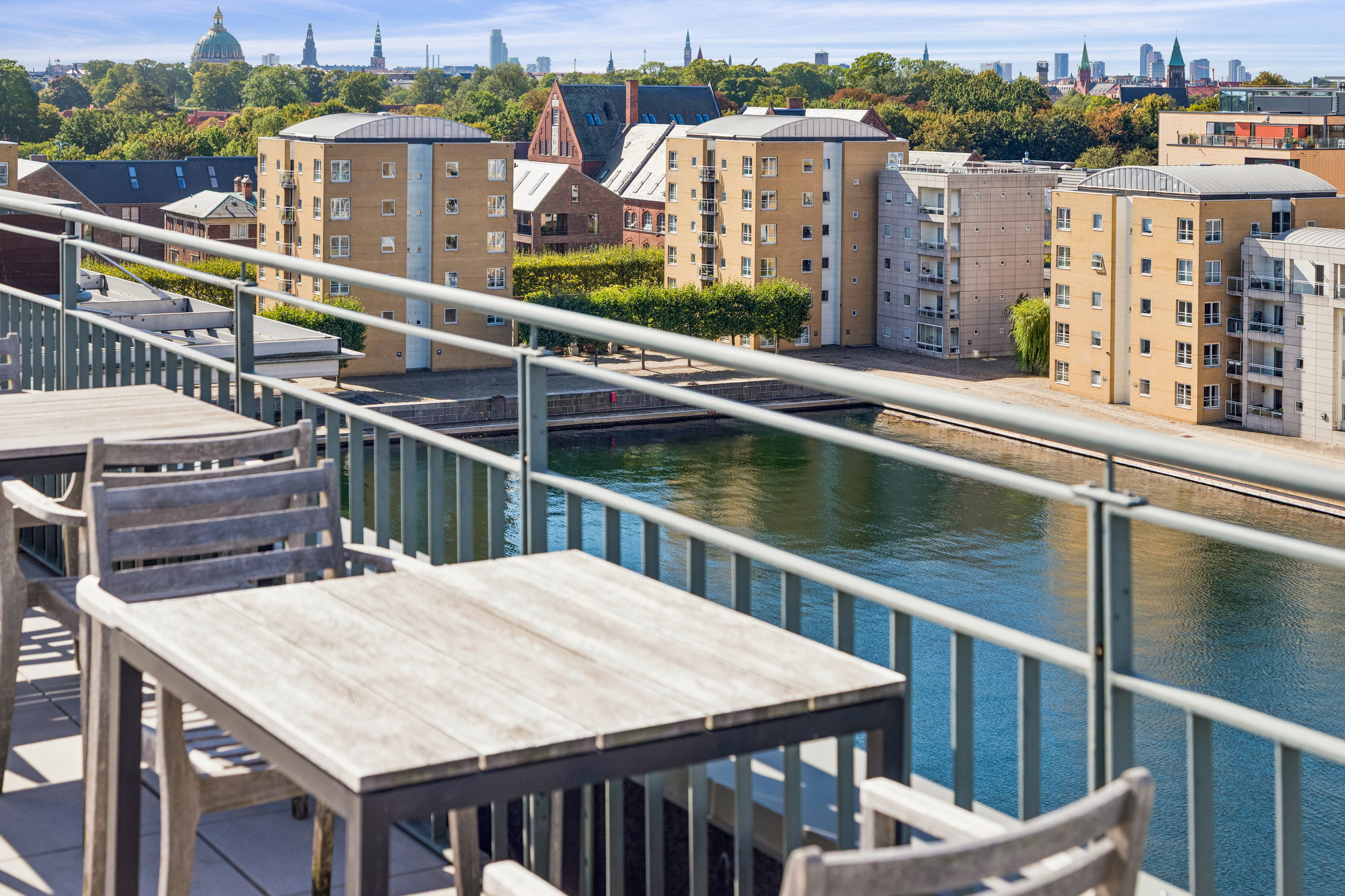 Fremhævet udsigt billede i fuldskærmstilstand. Billede af Langelinie Allé 7, 1. 4., 2100 København Ø