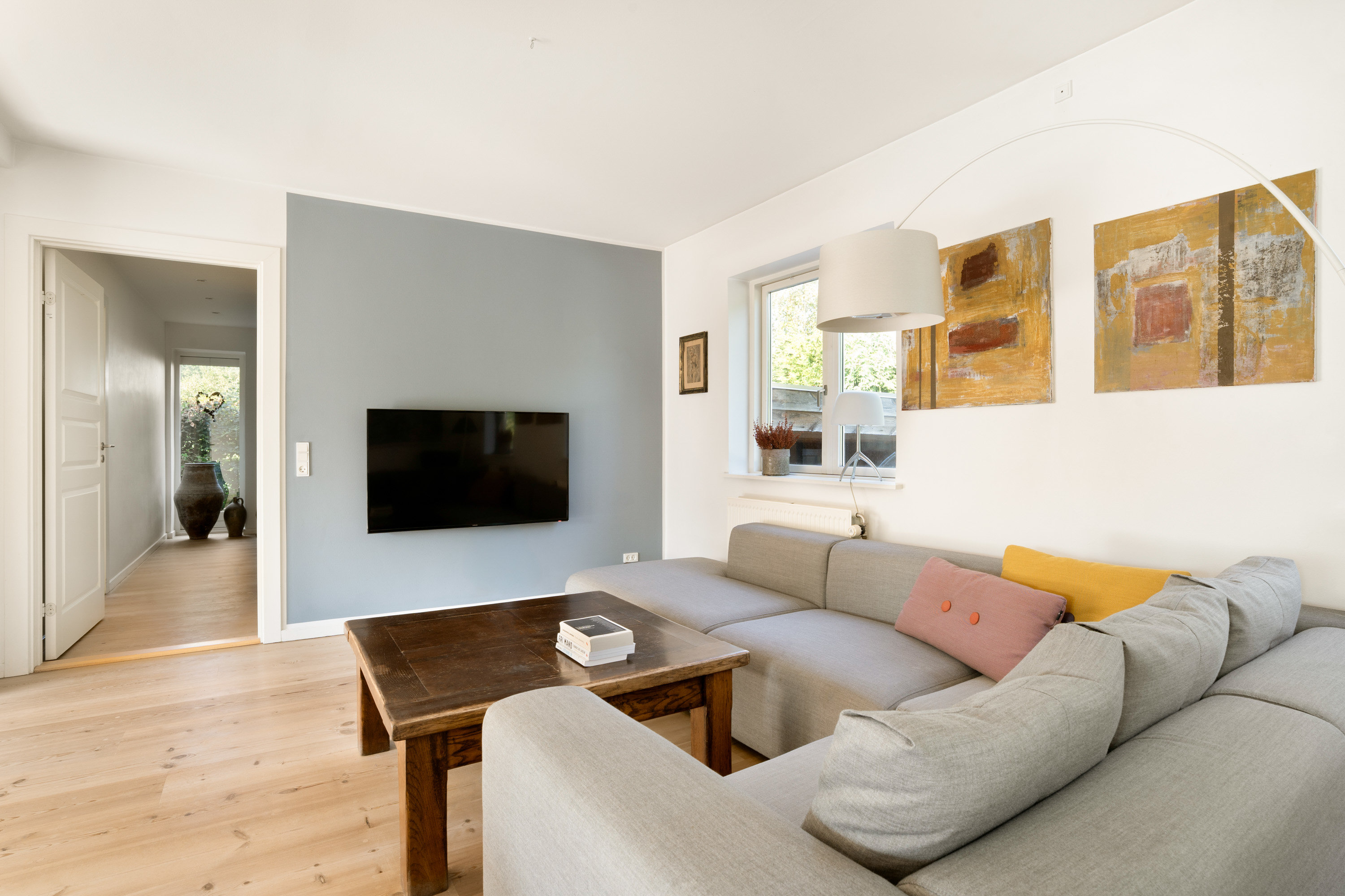 Fremhævet  billede i fuldskærmstilstand. Billede af Under Lindene 1, 2840 Holte