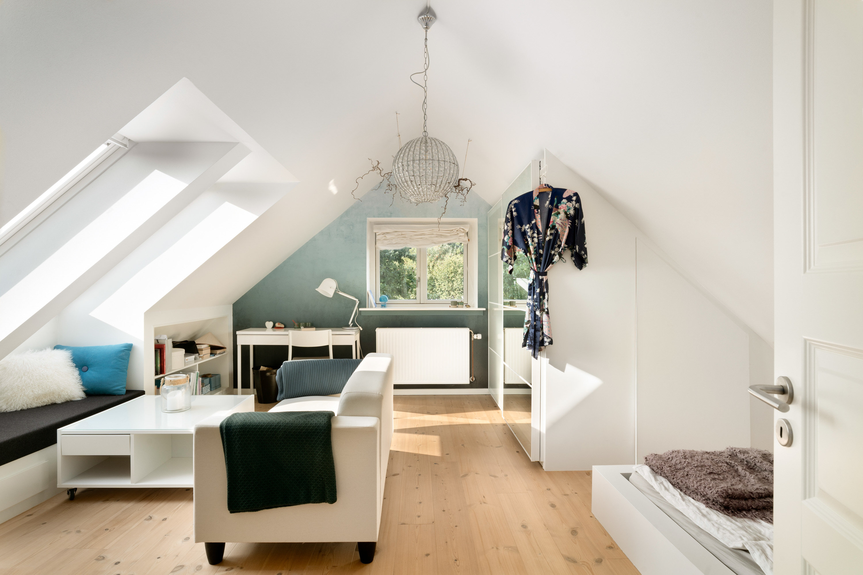 Fremhævet  billede i fuldskærmstilstand. Billede af Under Lindene 1, 2840 Holte