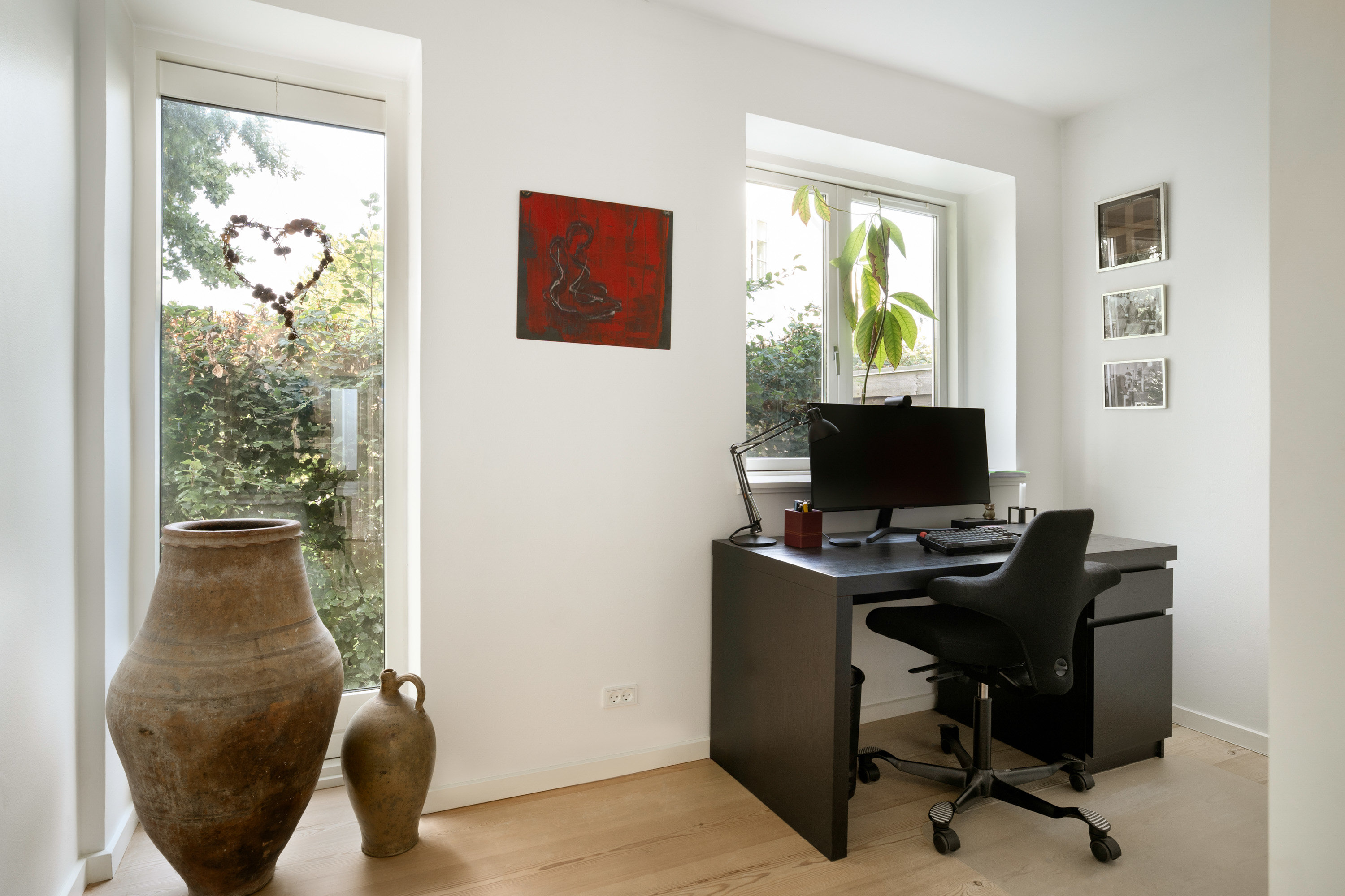 Fremhævet  billede i fuldskærmstilstand. Billede af Under Lindene 1, 2840 Holte