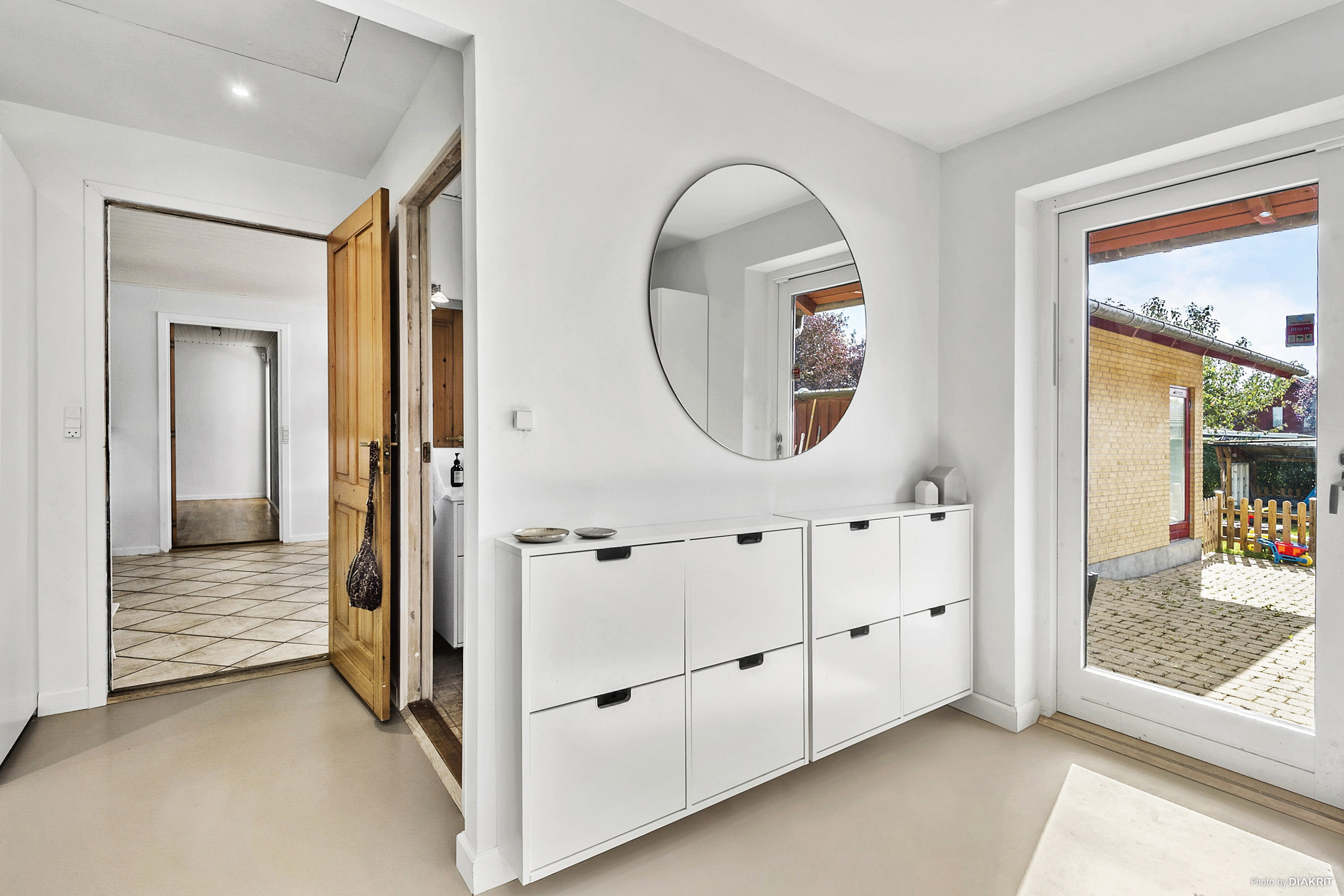 Fremhævet entré billede i fuldskærmstilstand. Billede af Lærkevænget 11, Ejby, 4623 Lille Skensved