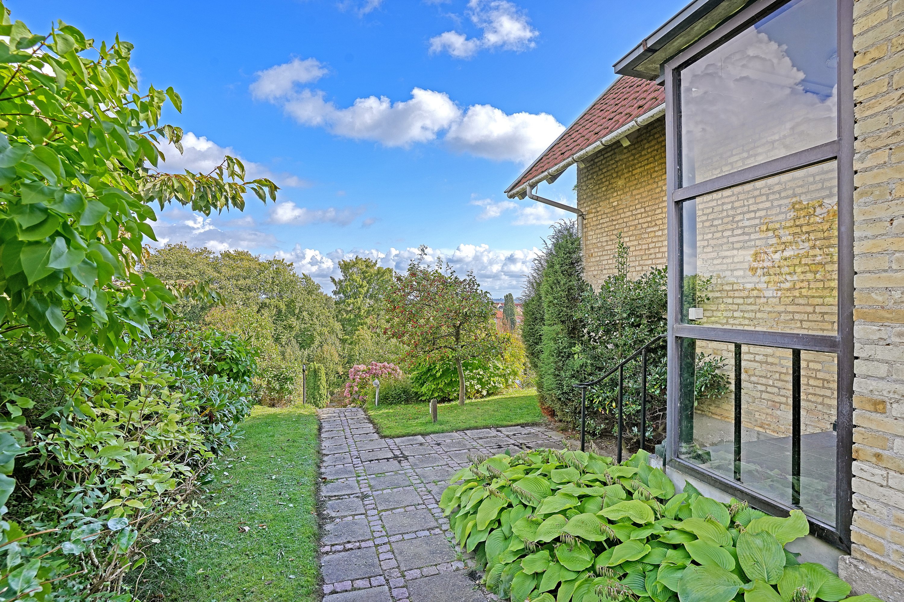 Fremhævet have billede i fuldskærmstilstand. Billede af Marienlyst Alle 15B, 3000 Helsingør