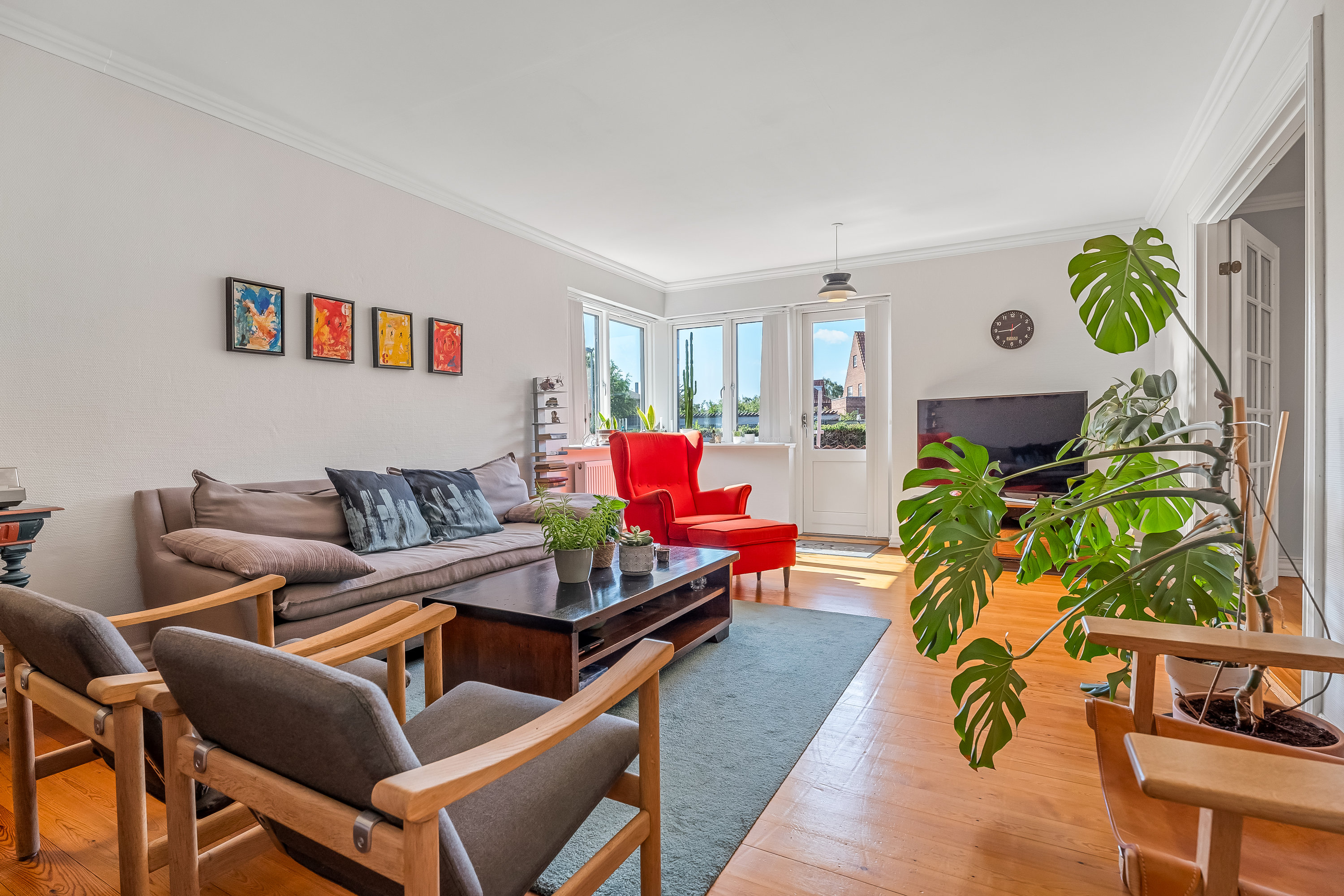 Fremhævet stue billede i fuldskærmstilstand. Billede af Jes Jessensgade 82, 4800 Nykøbing F