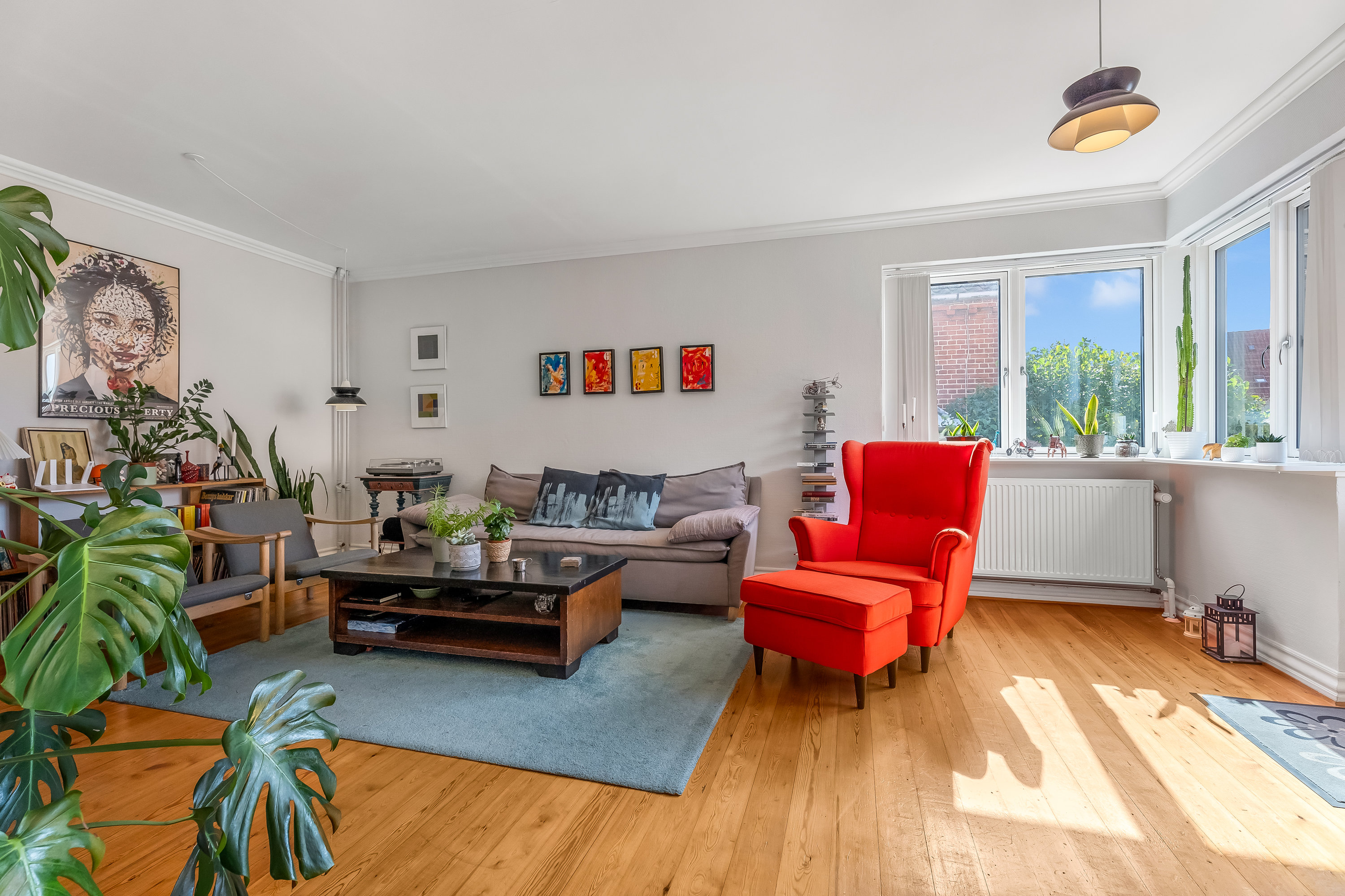 Fremhævet stue billede i fuldskærmstilstand. Billede af Jes Jessensgade 82, 4800 Nykøbing F