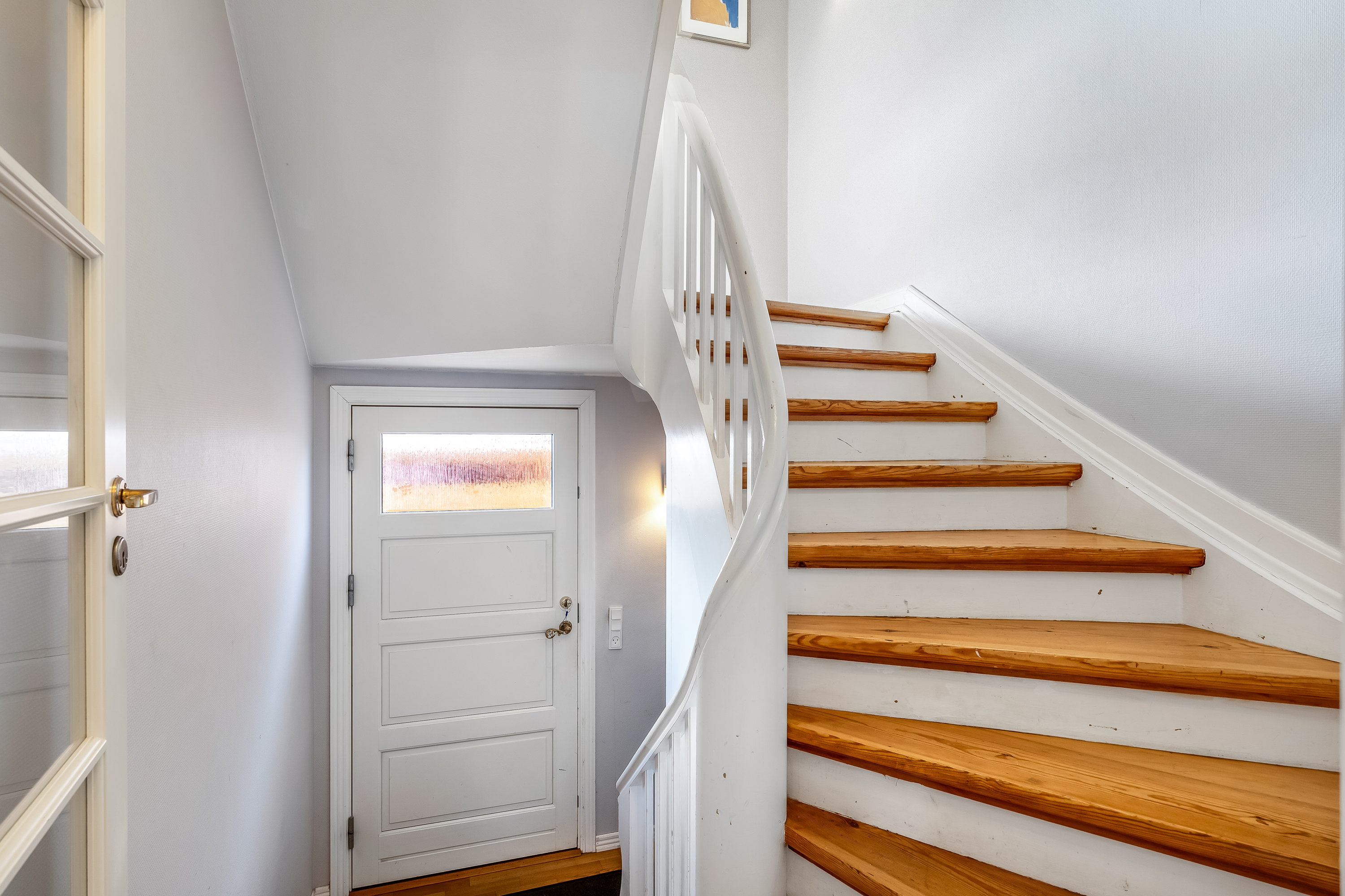 Fremhævet trappe billede i fuldskærmstilstand. Billede af Jes Jessensgade 82, 4800 Nykøbing F