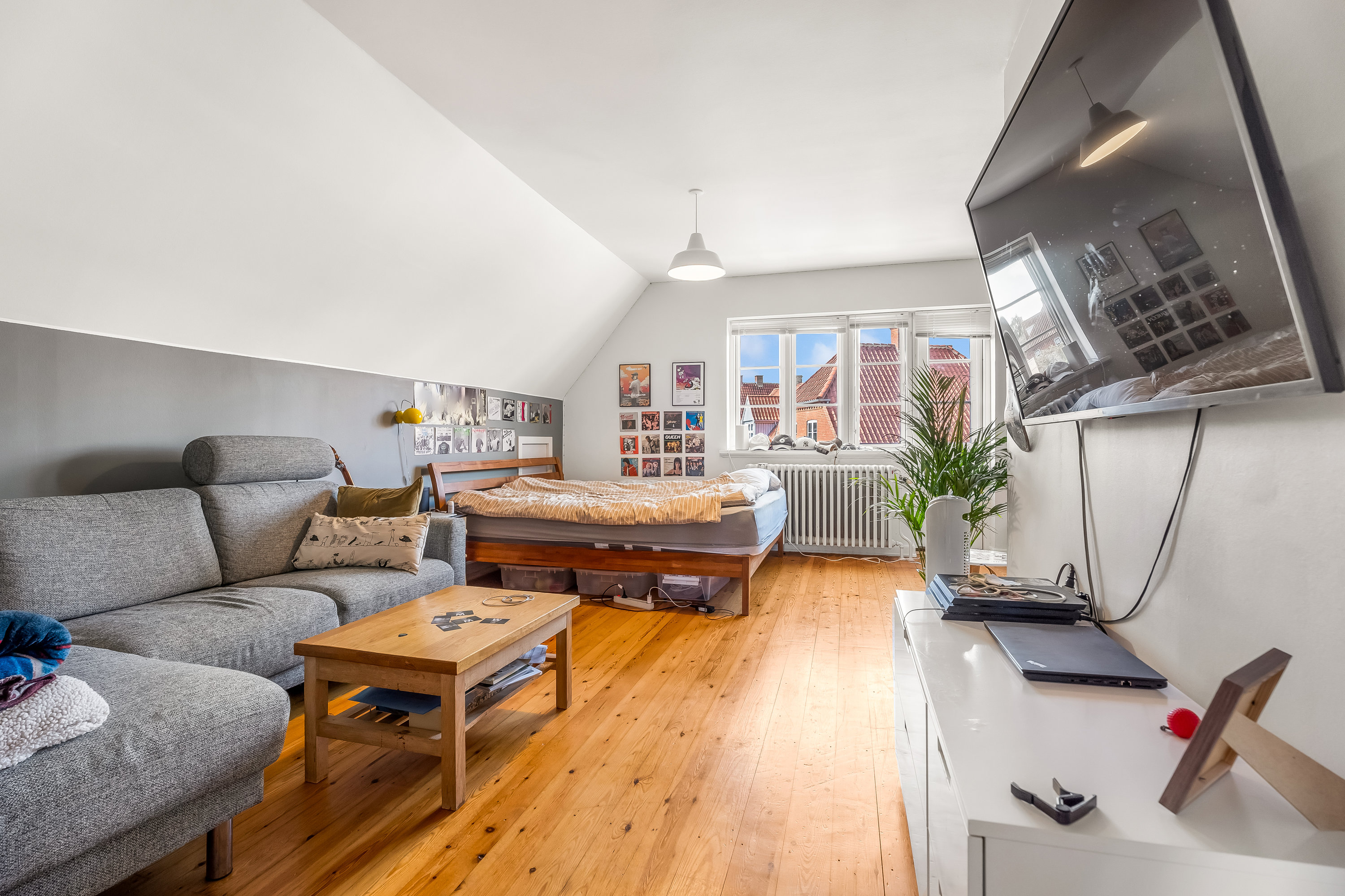 Fremhævet soveværelse billede i fuldskærmstilstand. Billede af Jes Jessensgade 82, 4800 Nykøbing F