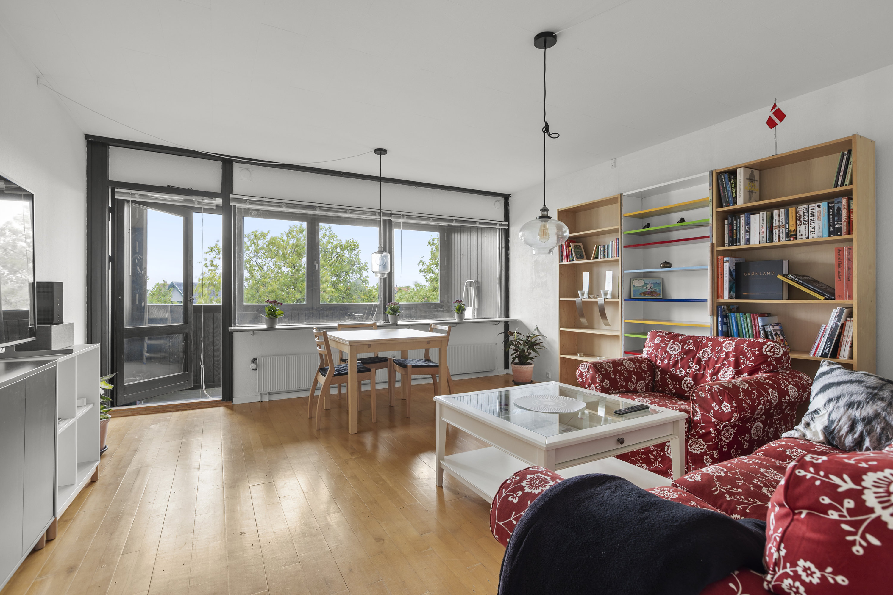 Fremhævet stue billede i fuldskærmstilstand. Billede af Tyreengen 2, 3. th., 4220 Korsør