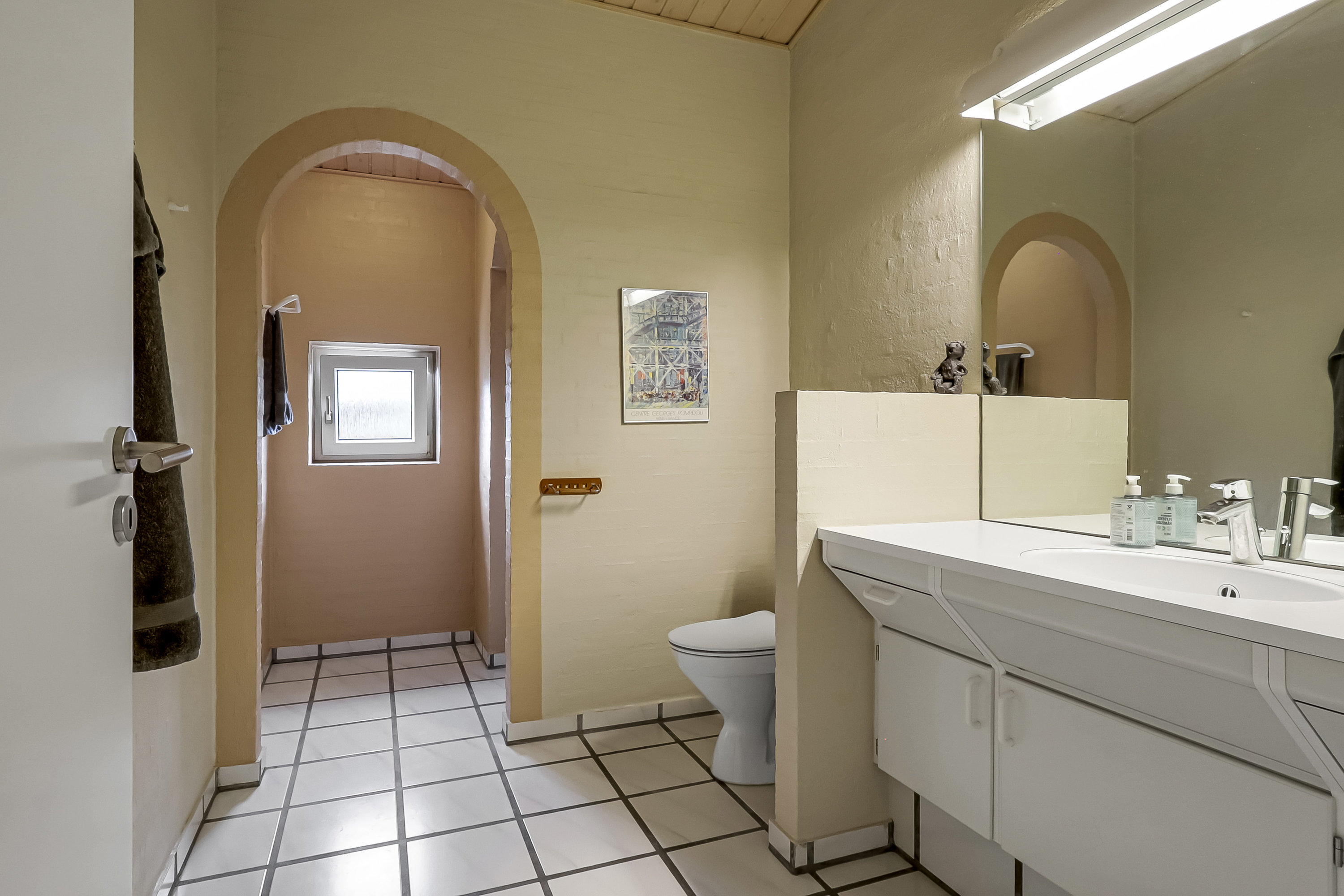 Fremhævet badeværelse billede i fuldskærmstilstand. Billede af Tordenskjoldsvej 26, Tåsinge, 5700 Svendborg