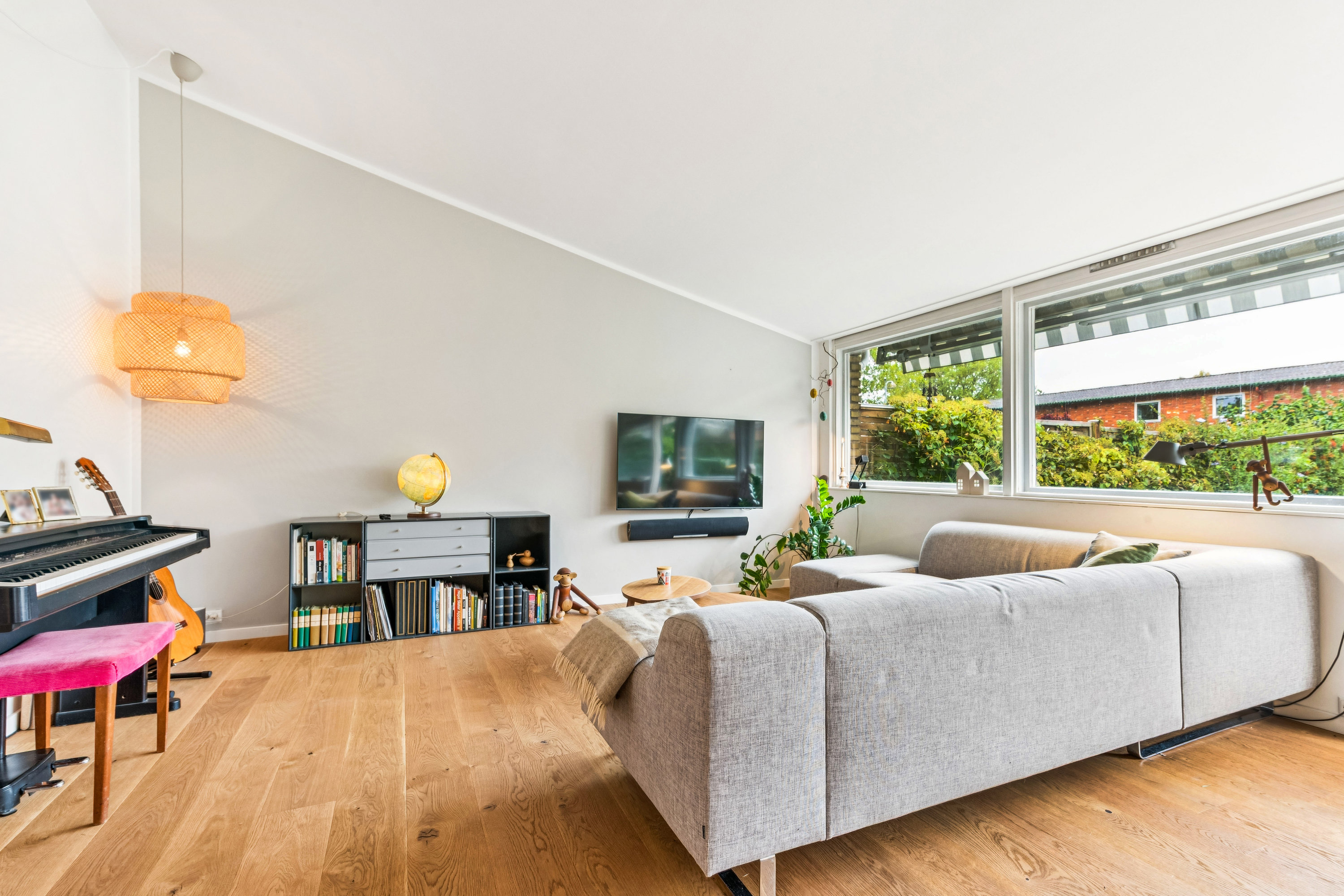 Miniaturebillede 1: stue. Billede af Kulsvierparken 147, 2800 Kongens Lyngby