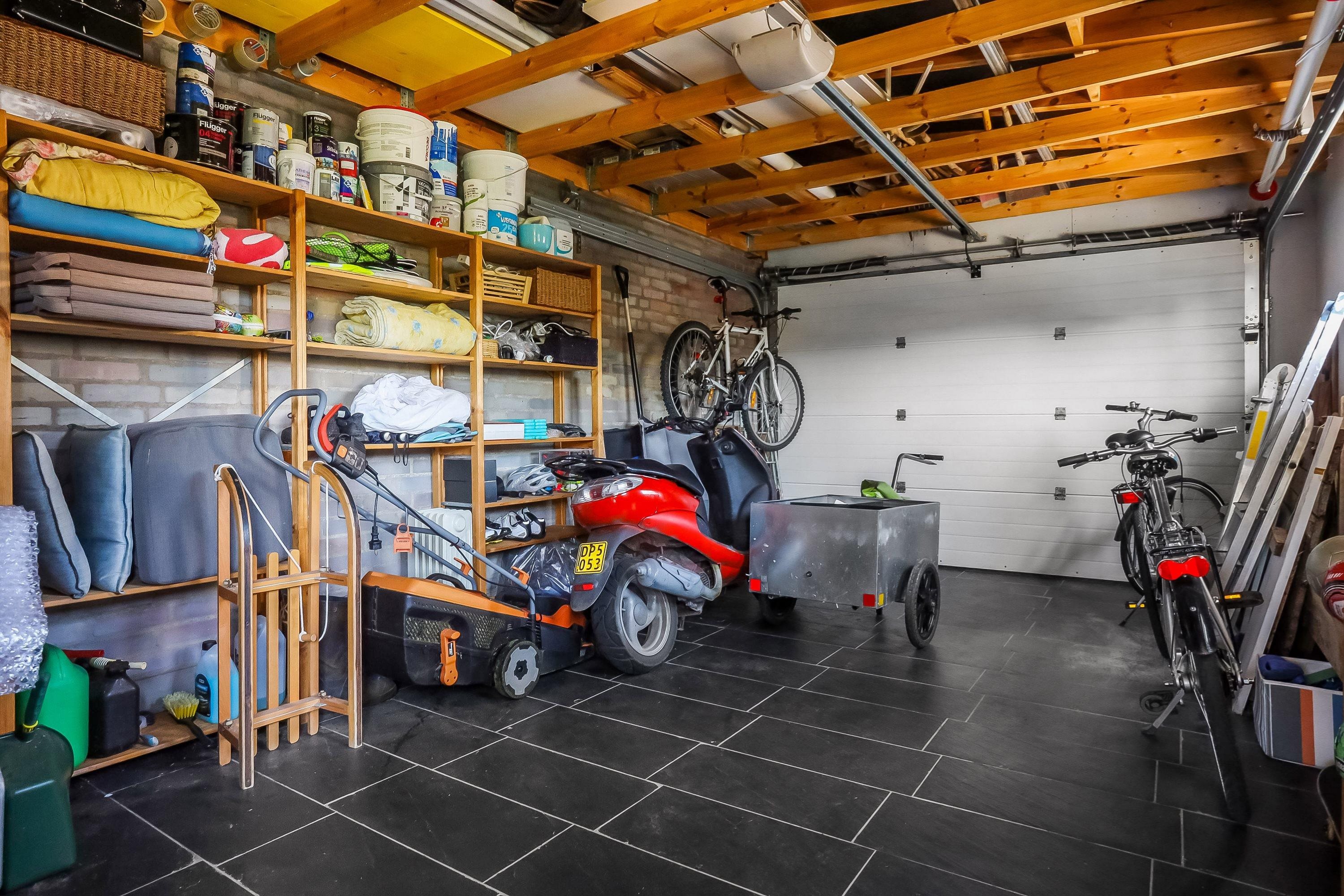 Fremhævet værksted billede i fuldskærmstilstand. Billede af Vesterled 7, 8832 Skals