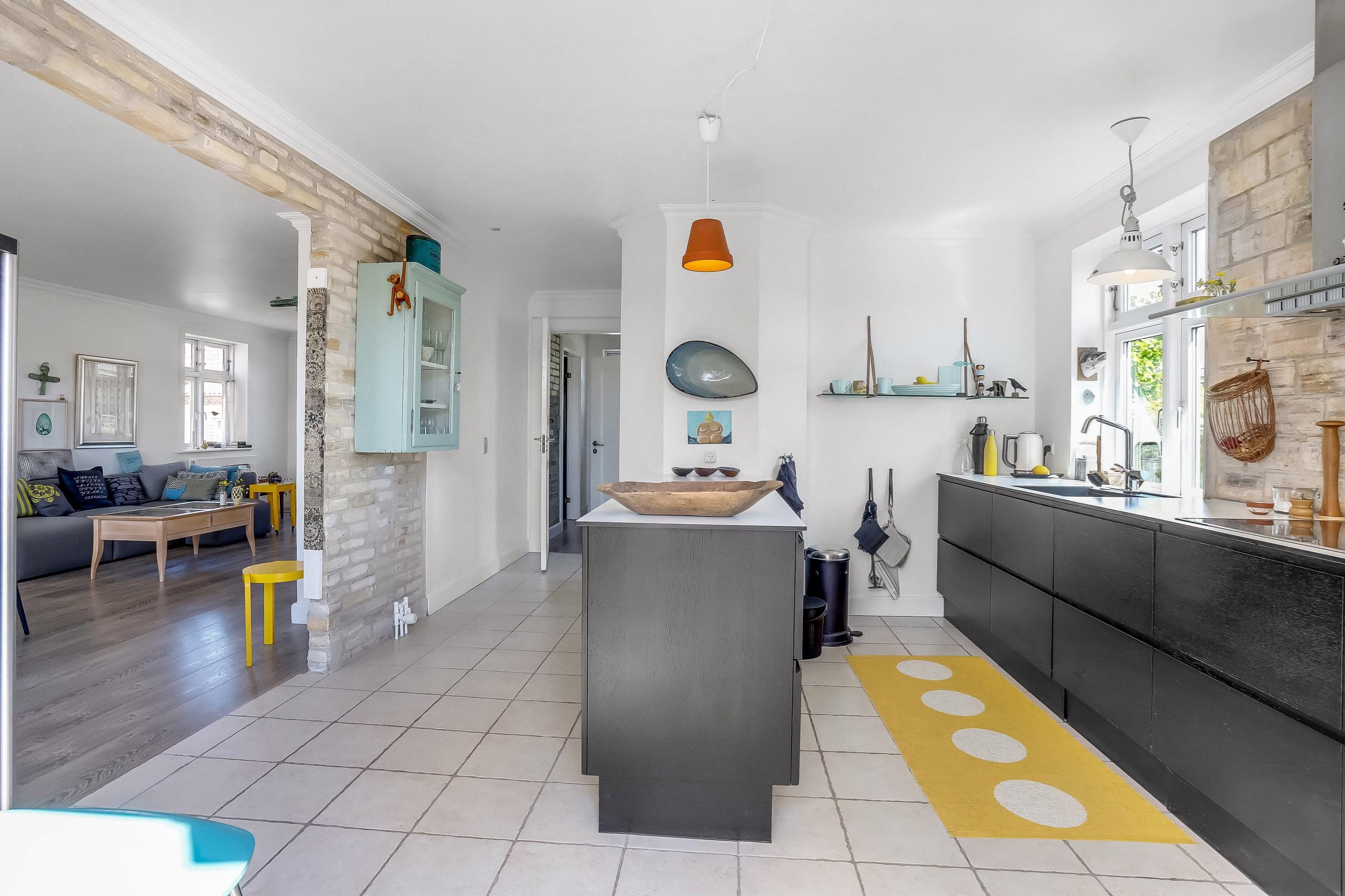 Fremhævet køkken billede i fuldskærmstilstand. Billede af Vesterled 7, 8832 Skals