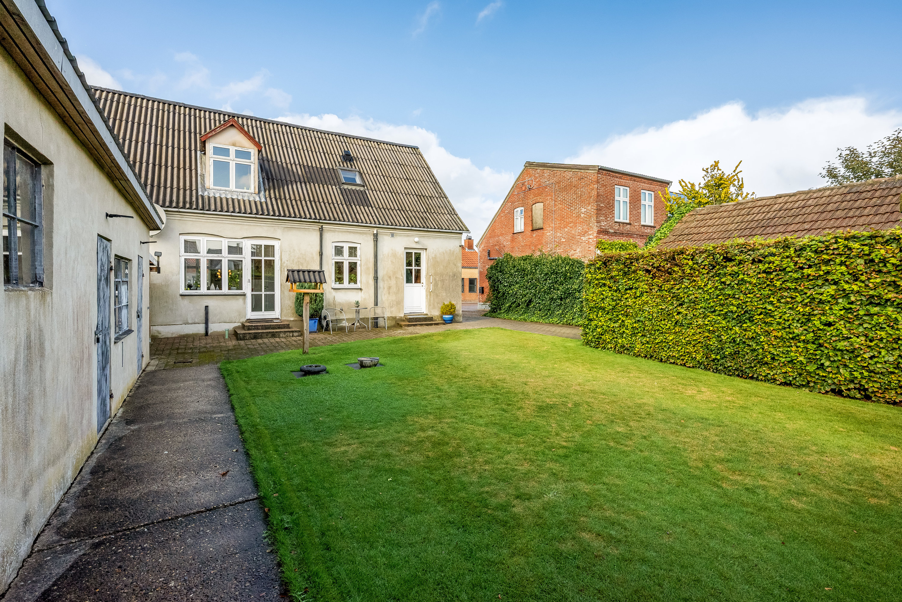 Fremhævet have billede i fuldskærmstilstand. Billede af Bredgade 74, 6940 Lem St