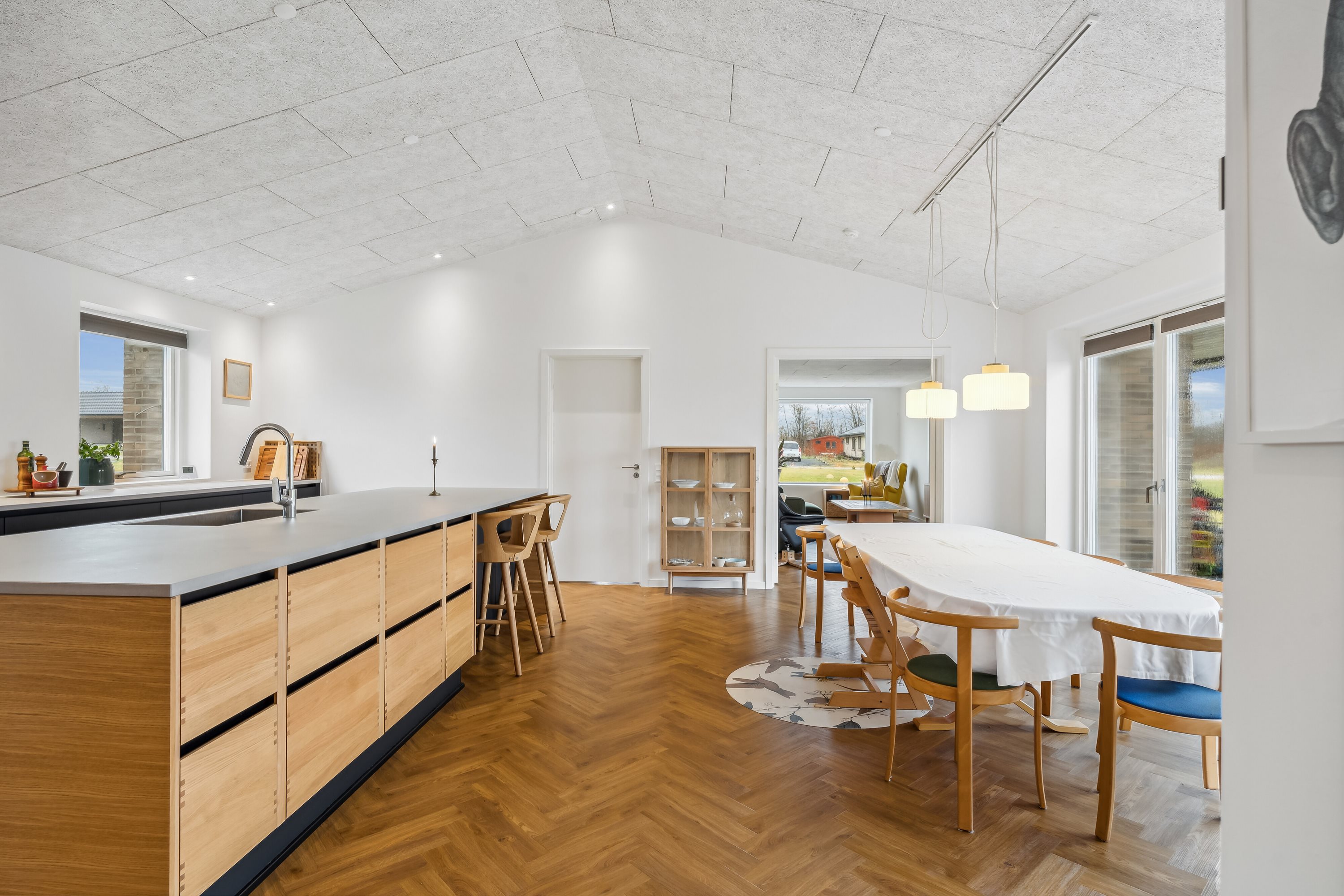 Fremhævet køkken alrum billede i fuldskærmstilstand. Billede af Yding Toft 8A, Yding, 8752 Østbirk