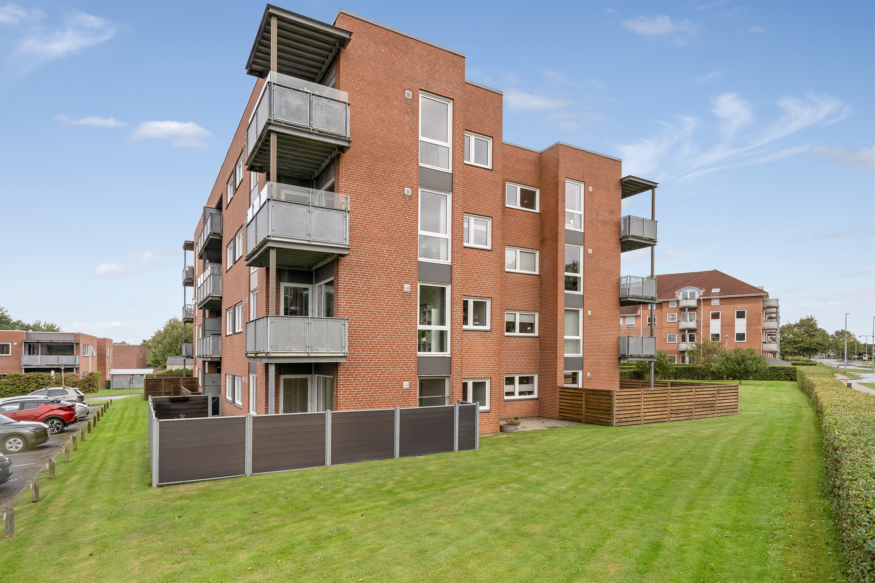 Fremhævet ejendommen billede i fuldskærmstilstand. Billede af Grundtvigs Alle 3, st.. 3., 6700 Esbjerg