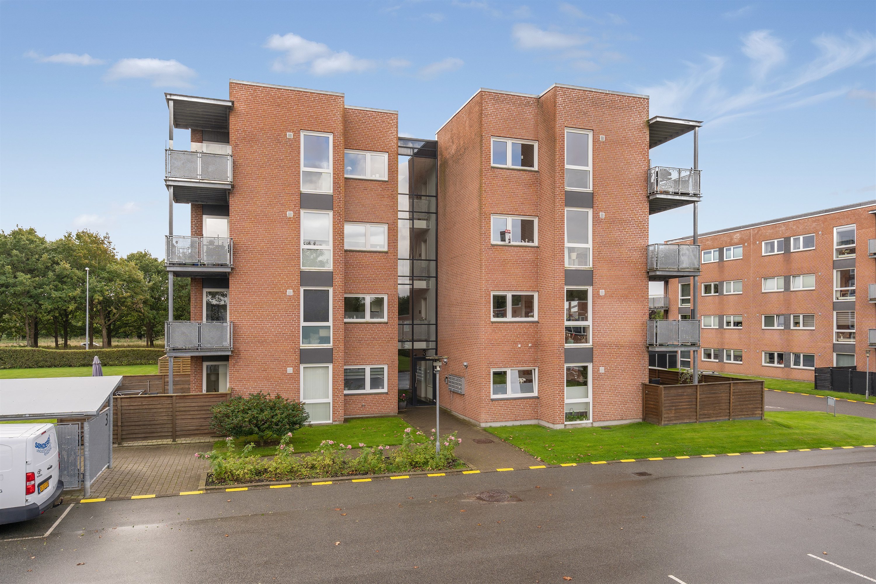 Fremhævet ejendommen billede i fuldskærmstilstand. Billede af Grundtvigs Alle 3, st.. 3., 6700 Esbjerg