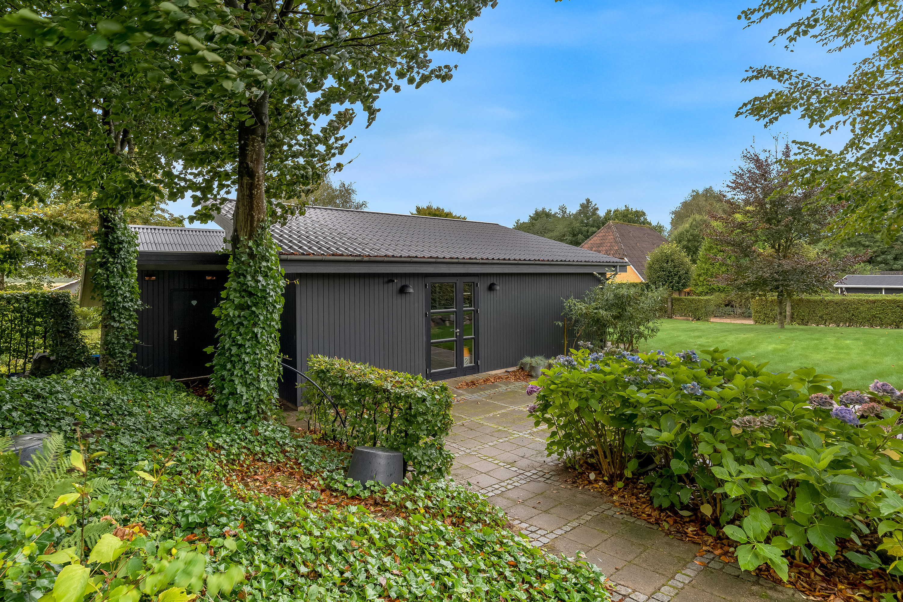 Fremhævet udhus billede i fuldskærmstilstand. Billede af Elmevænget 3, Tvis, 7500 Holstebro