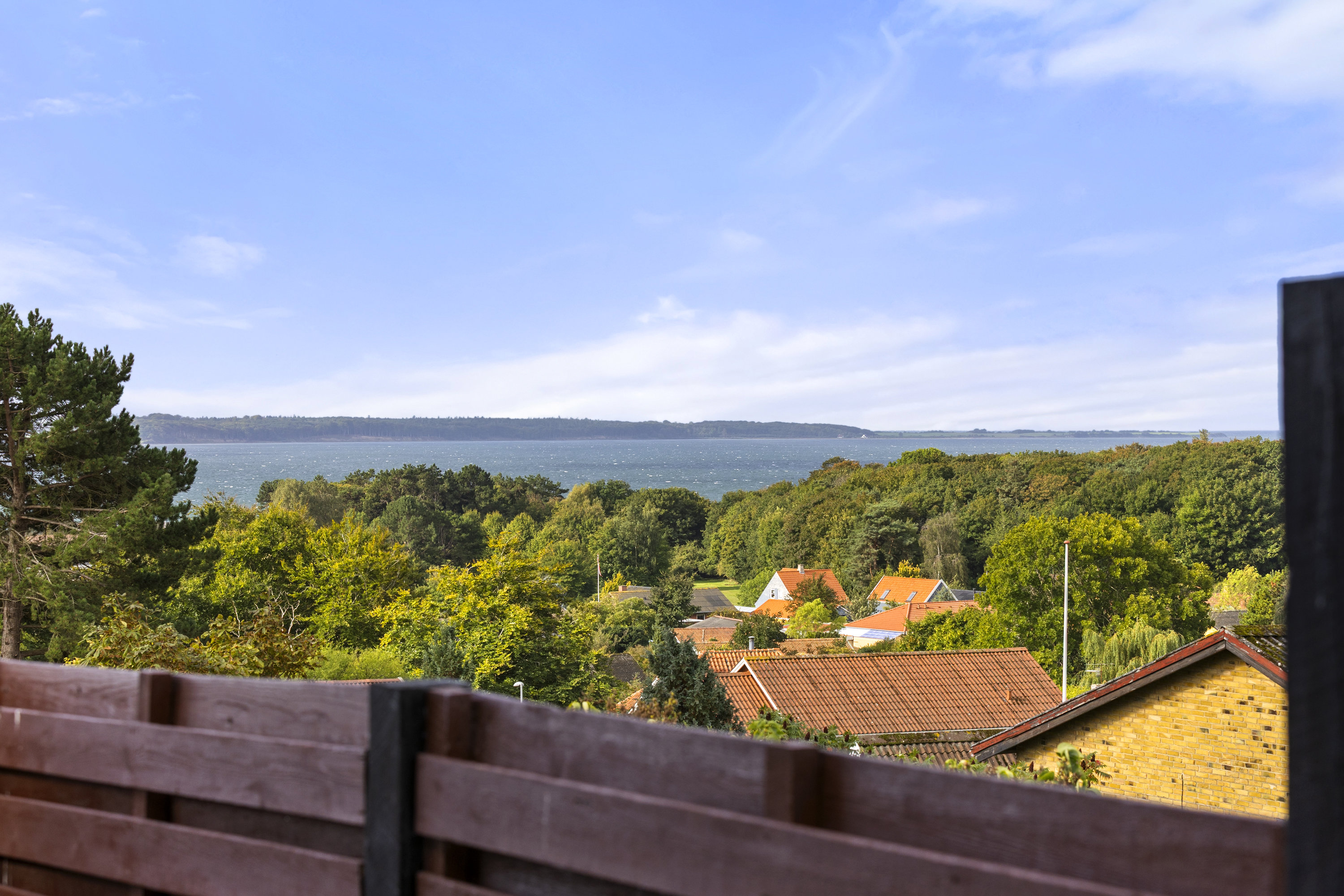 Miniaturebillede 1: udsigt. Billede af Bøgebakken 10, 4400 Kalundborg