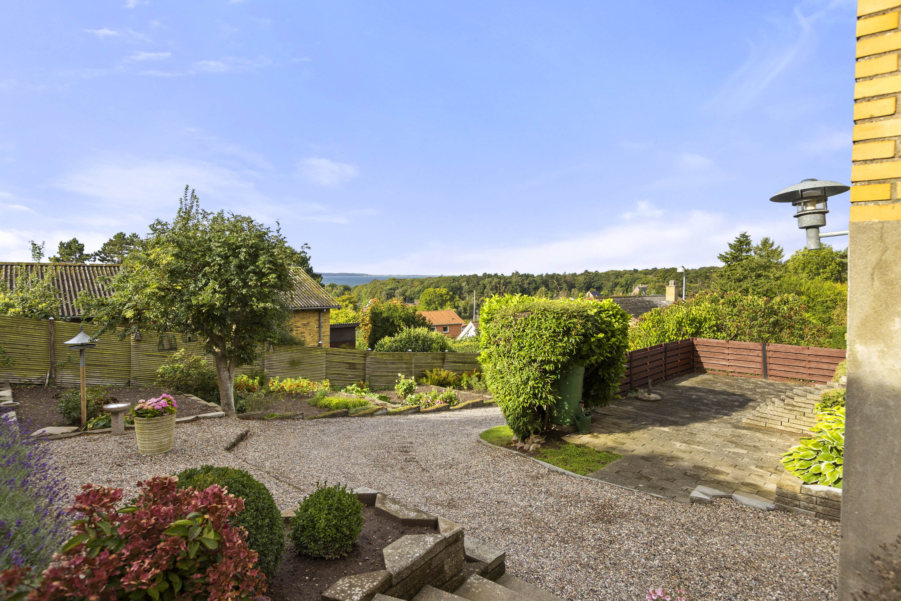 Fremhævet indkørsel billede i fuldskærmstilstand. Billede af Bøgebakken 10, 4400 Kalundborg