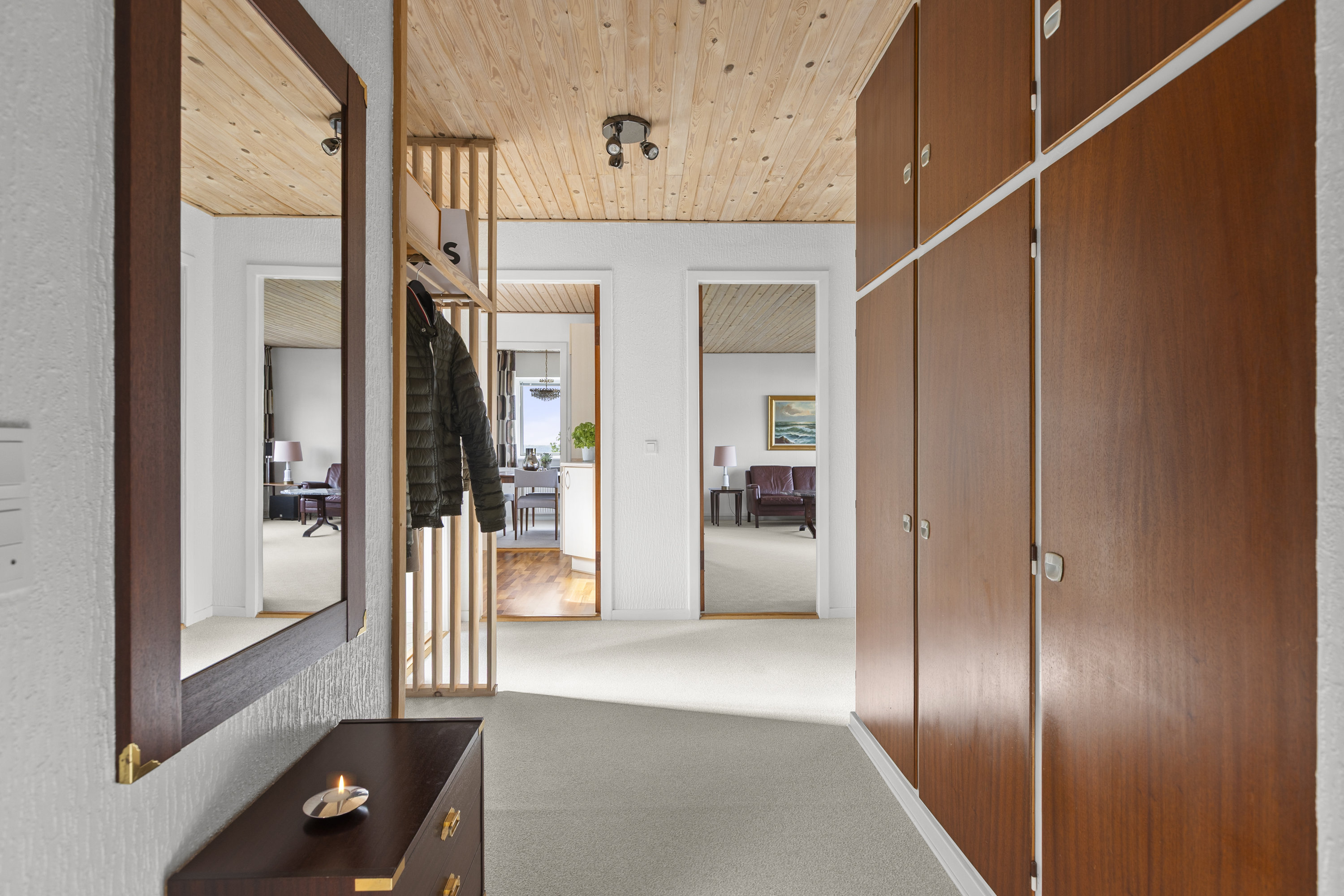 Miniaturebillede 2: entré. Billede af Bøgebakken 10, 4400 Kalundborg