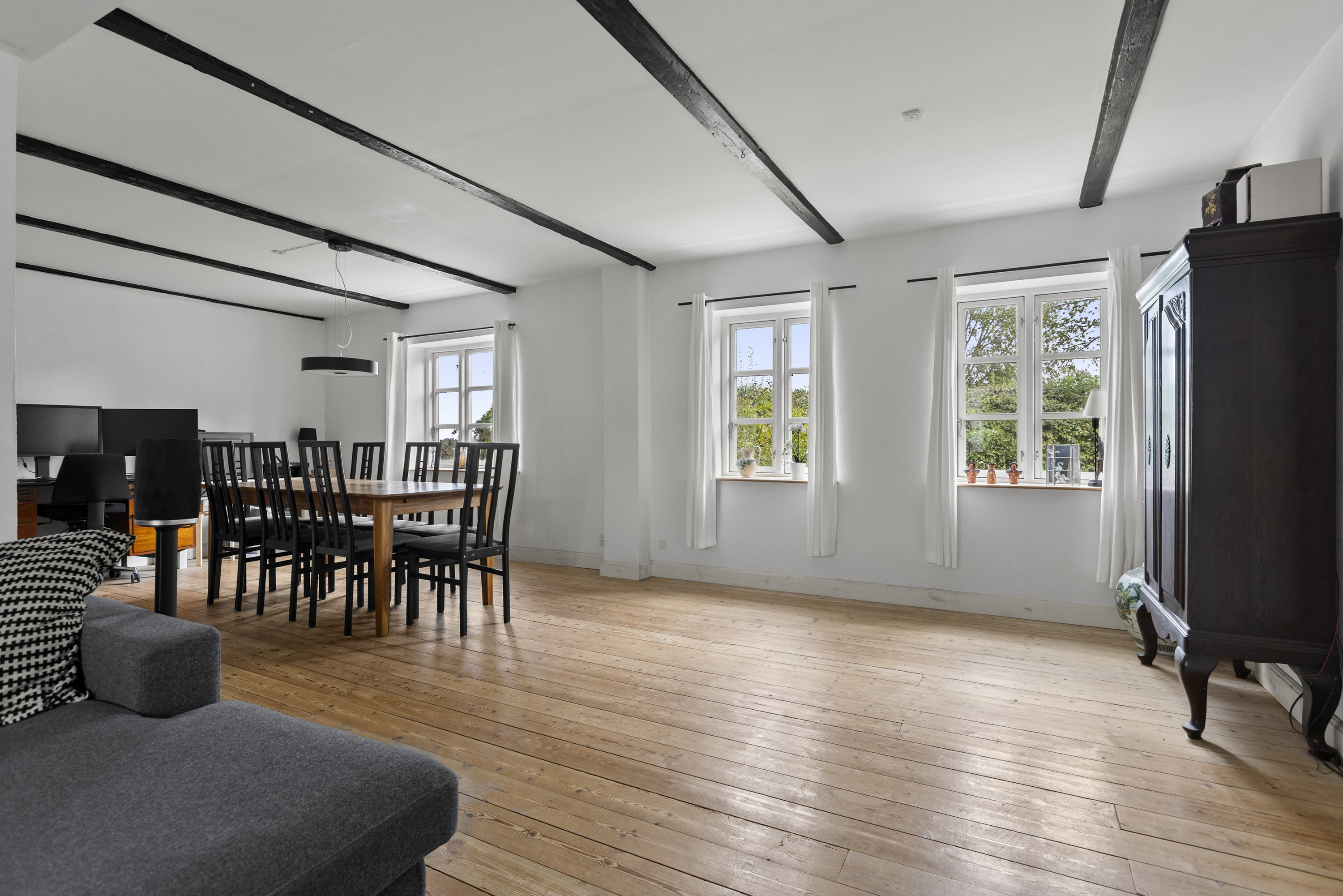 Fremhævet stue billede i fuldskærmstilstand. Billede af Gåsetoftevej 66, 4400 Kalundborg