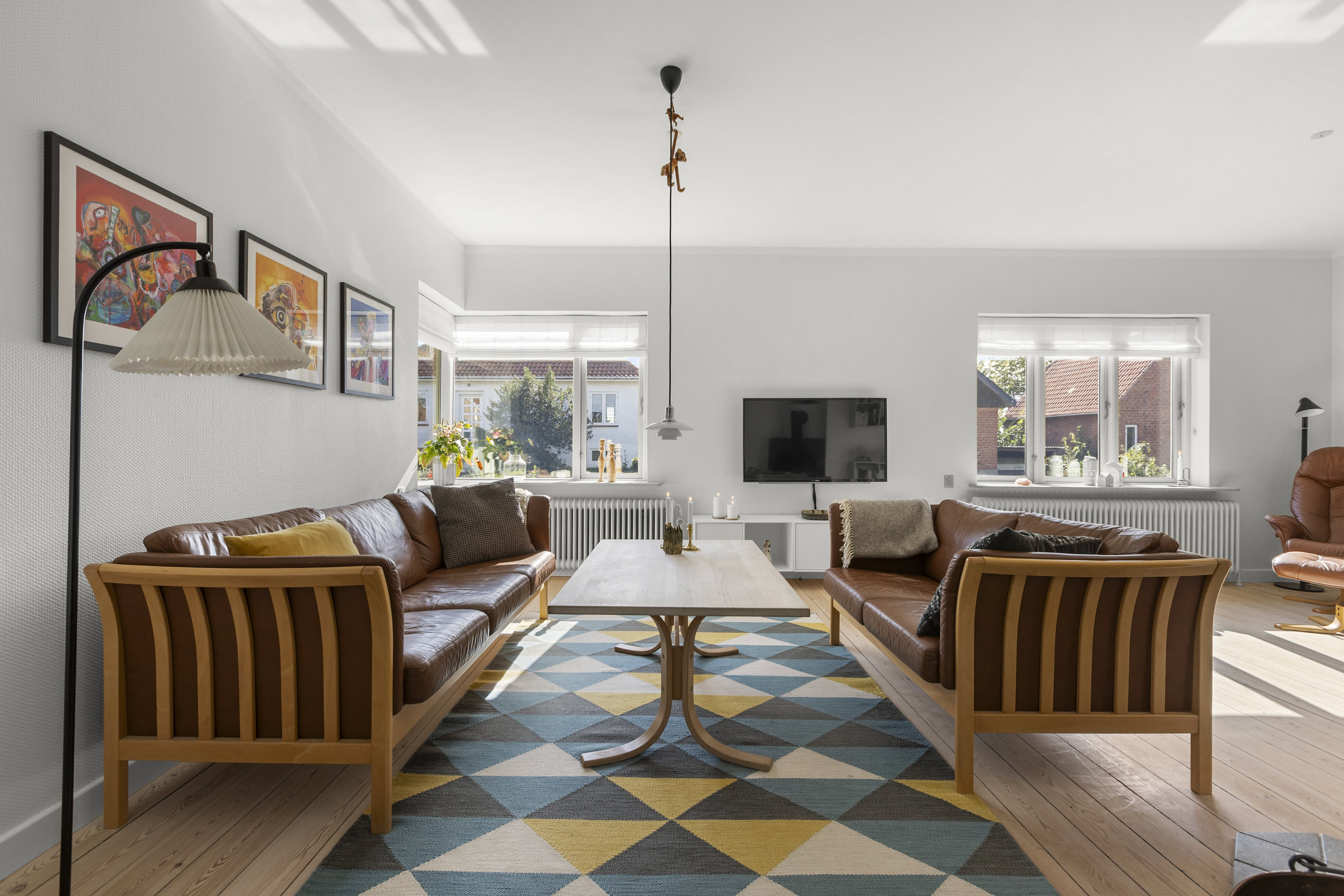 Fremhævet stue billede i fuldskærmstilstand. Billede af Lundemarken 42, 4400 Kalundborg