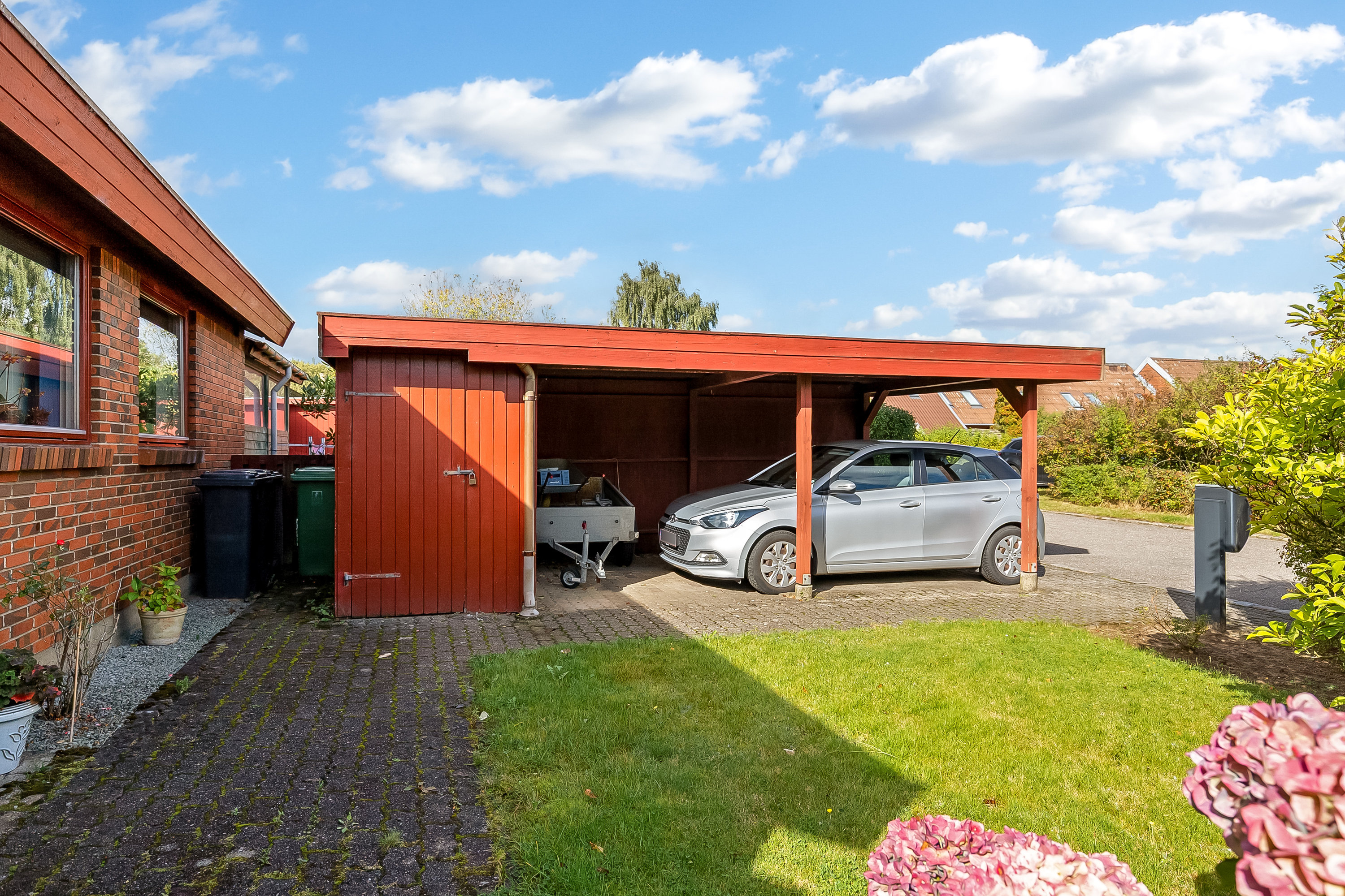 Fremhævet carport billede i fuldskærmstilstand. Billede af Stævnebogårdsvej 51, Erritsø, 7000 Fredericia
