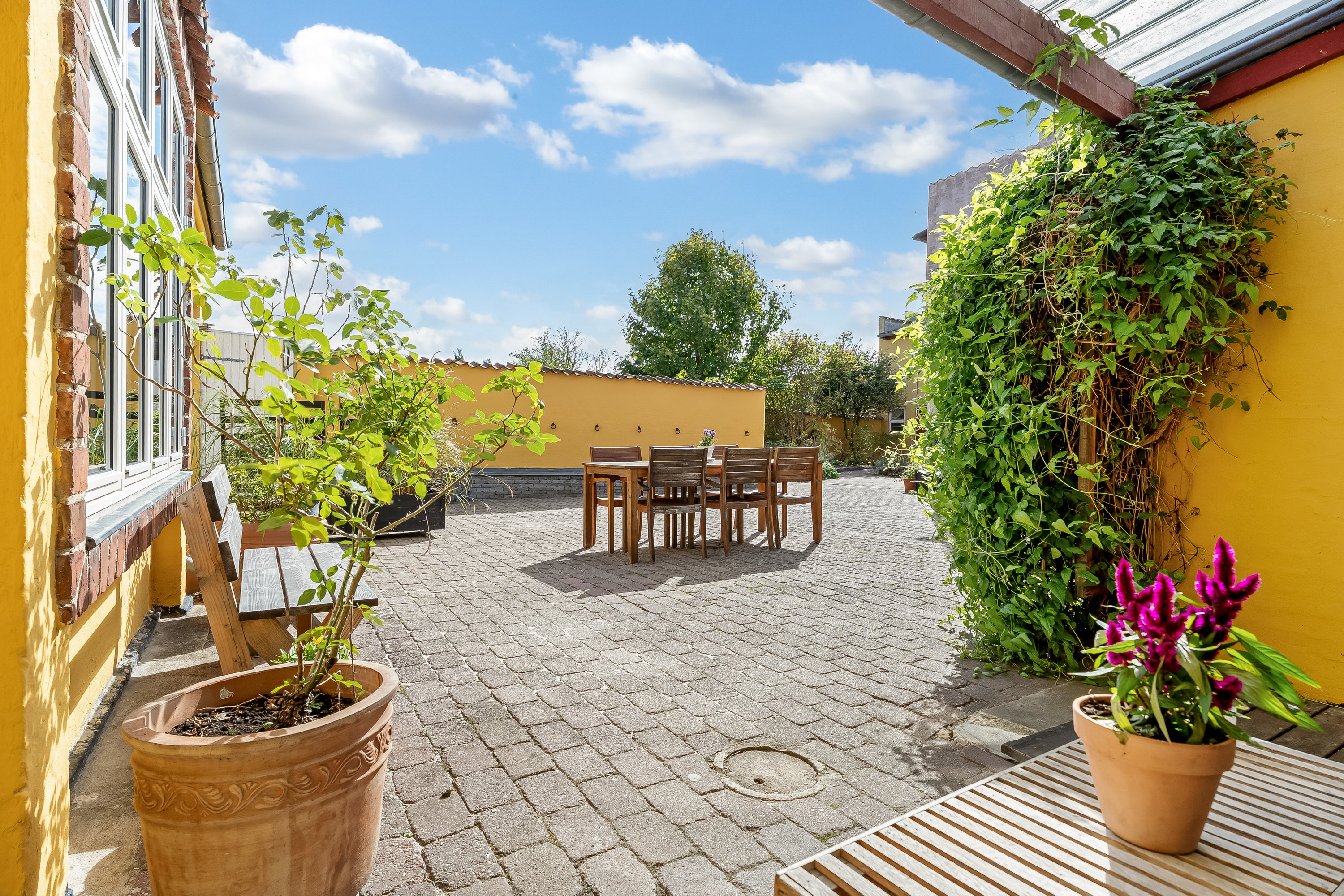 Fremhævet terrasse billede i fuldskærmstilstand. Billede af Nørregade 8, 4800 Nykøbing F