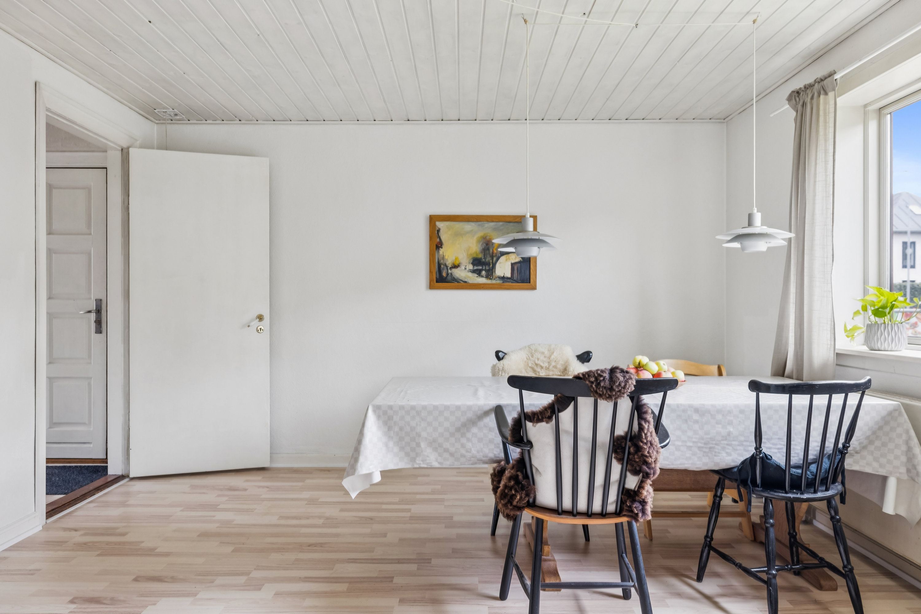 Fremhævet stue billede i fuldskærmstilstand. Billede af Faaborgvej 16, 5854 Gislev